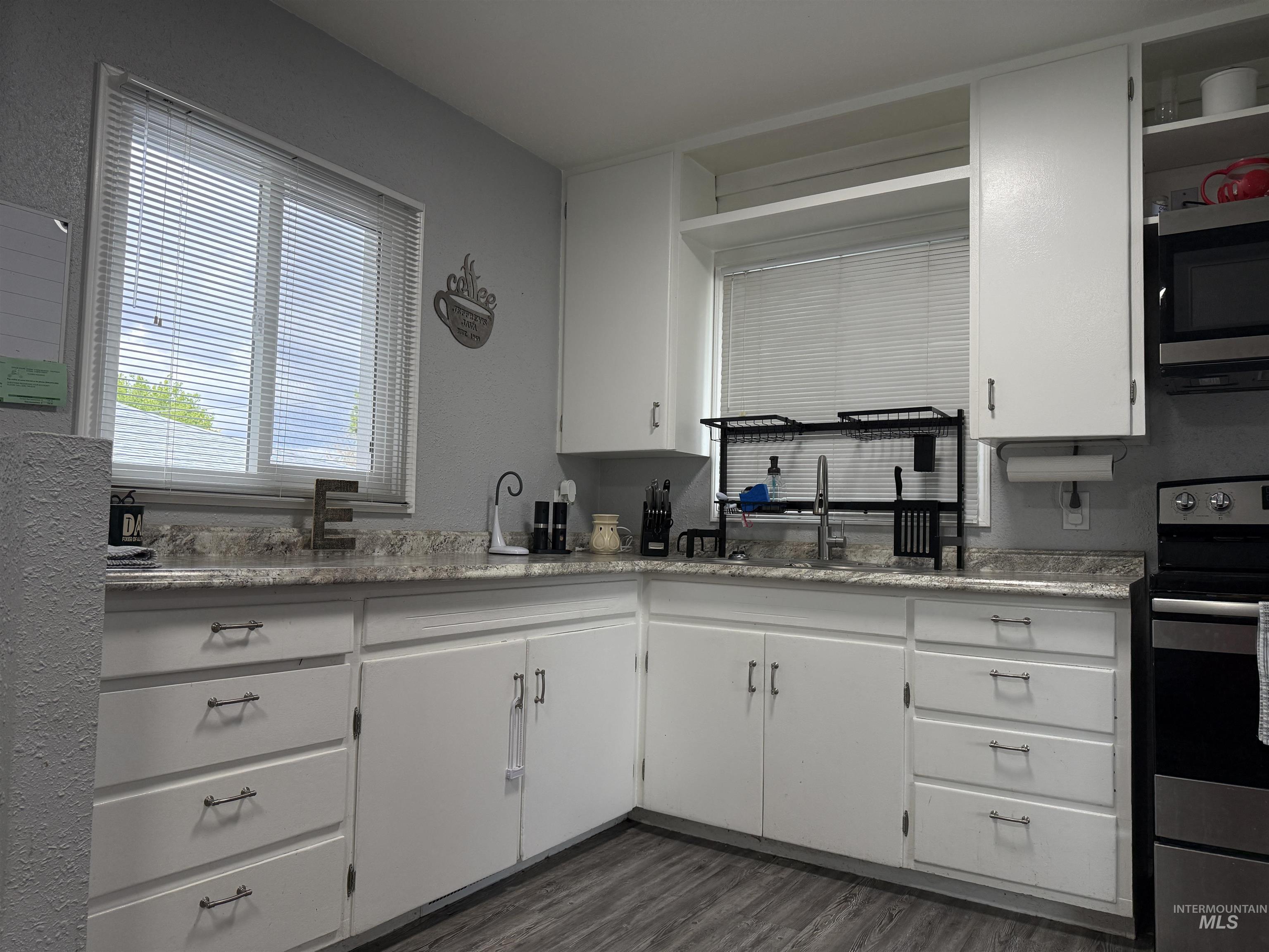 3724 21st St, Lewiston, Idaho 83501, 2 Bedrooms, 1 Bathroom, Residential For Sale, Price $349,000, 98945588