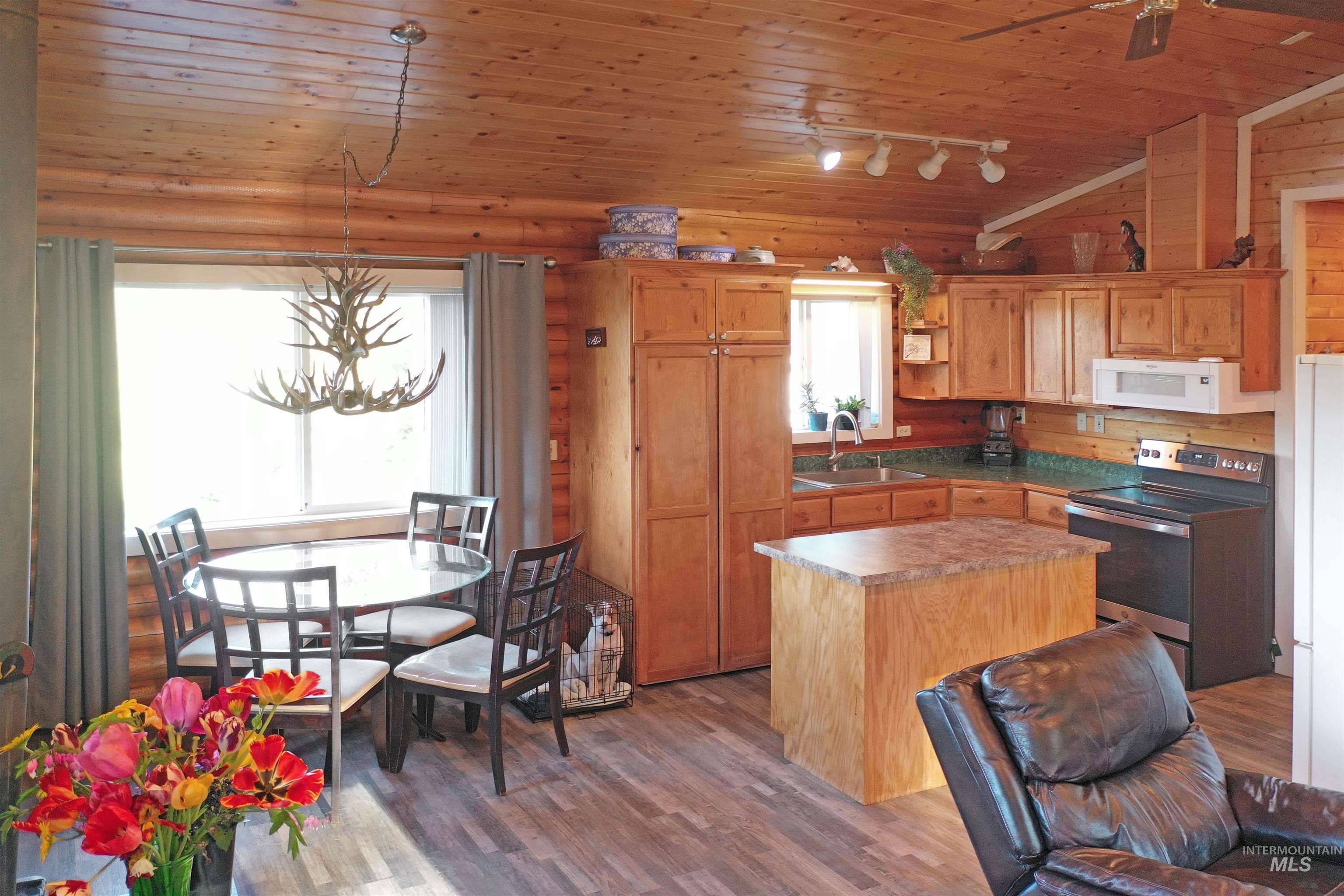 673 Neighbors Lane, Orofino, Idaho 83544, 3 Bedrooms, 2 Bathrooms, Residential For Sale, Price $549,000, 98945618