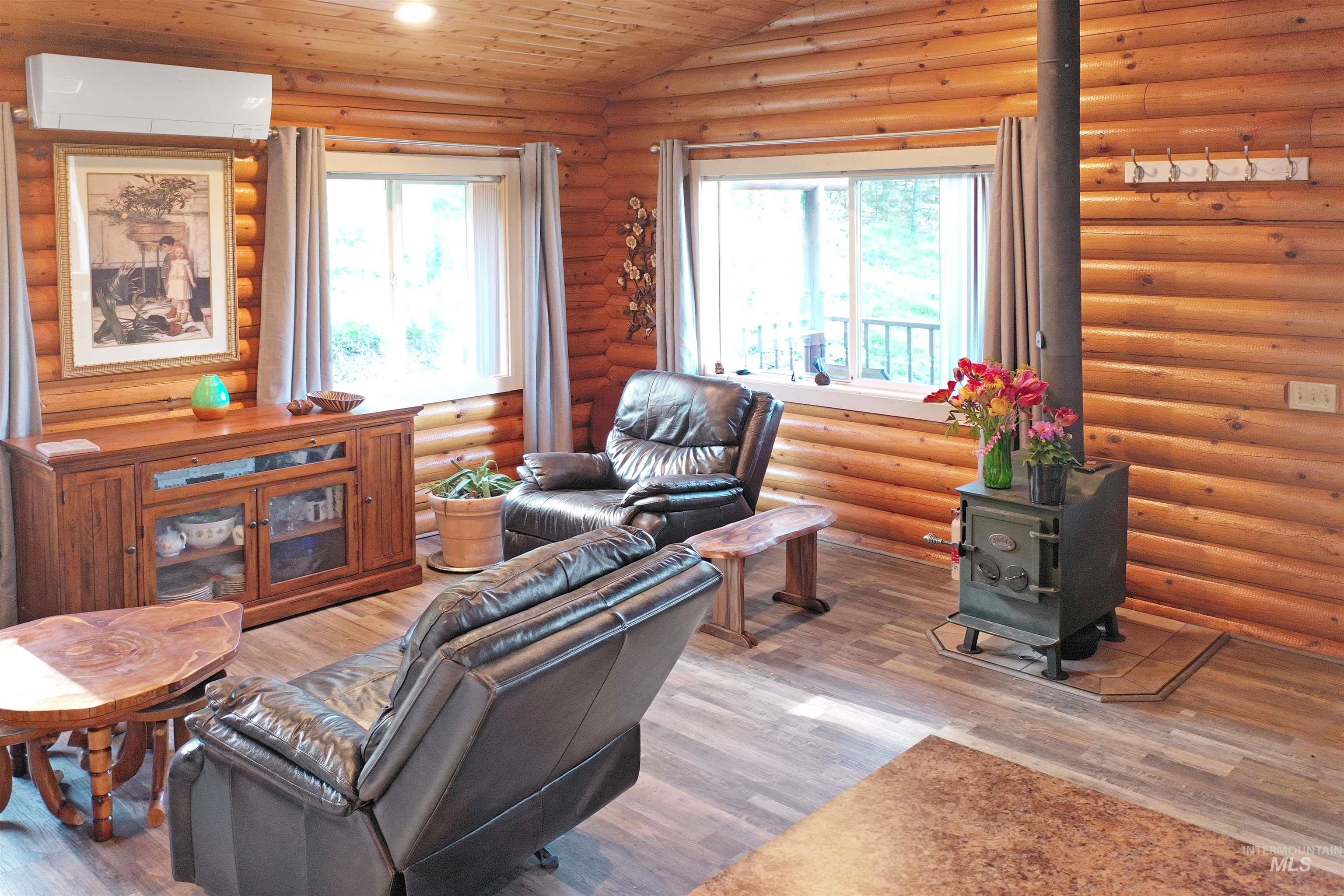 673 Neighbors Lane, Orofino, Idaho 83544, 3 Bedrooms, 2 Bathrooms, Residential For Sale, Price $549,000, 98945618