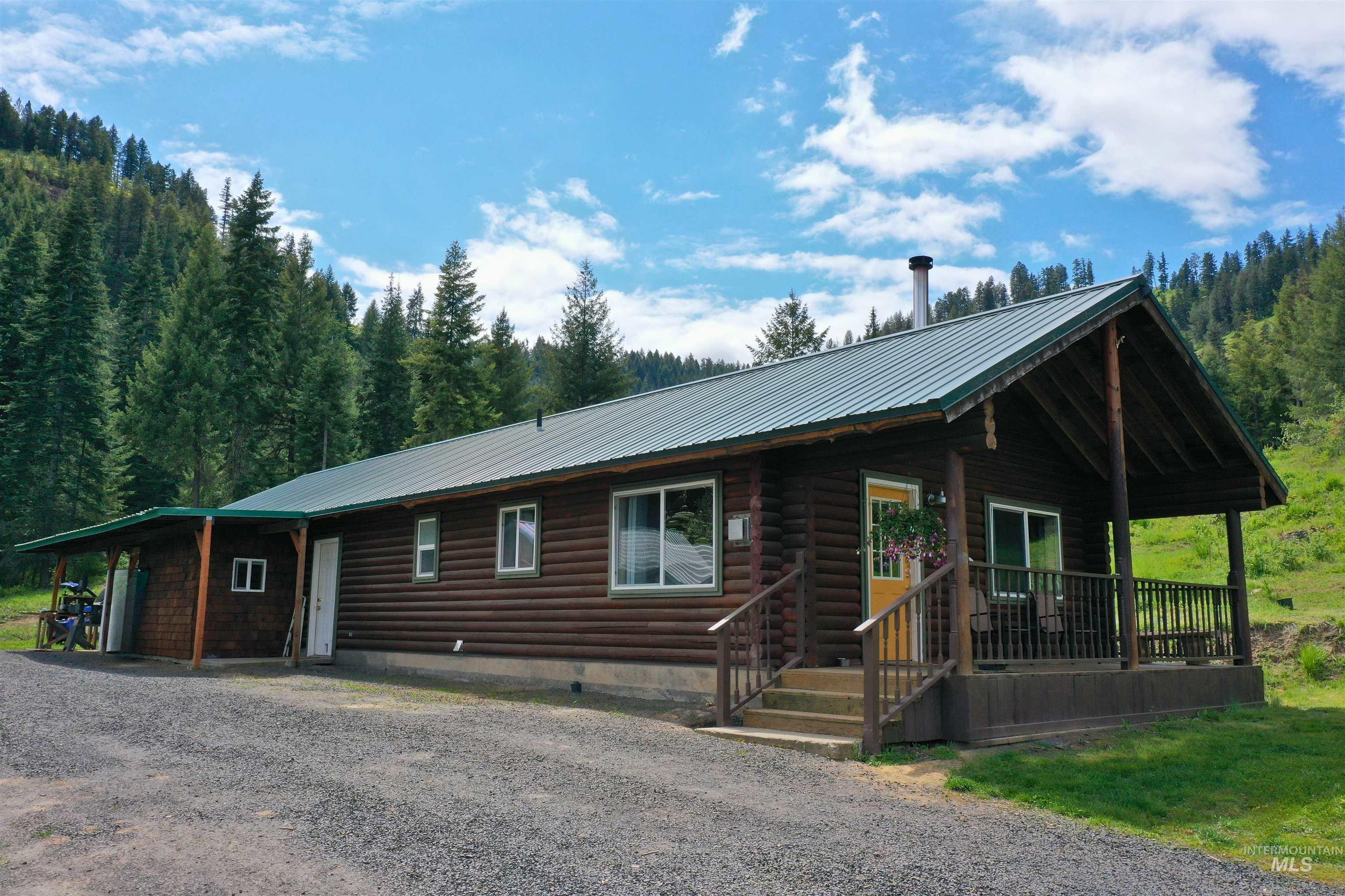 673 Neighbors Lane, Orofino, Idaho 83544, 3 Bedrooms, 2 Bathrooms, Residential For Sale, Price $549,000, 98945618