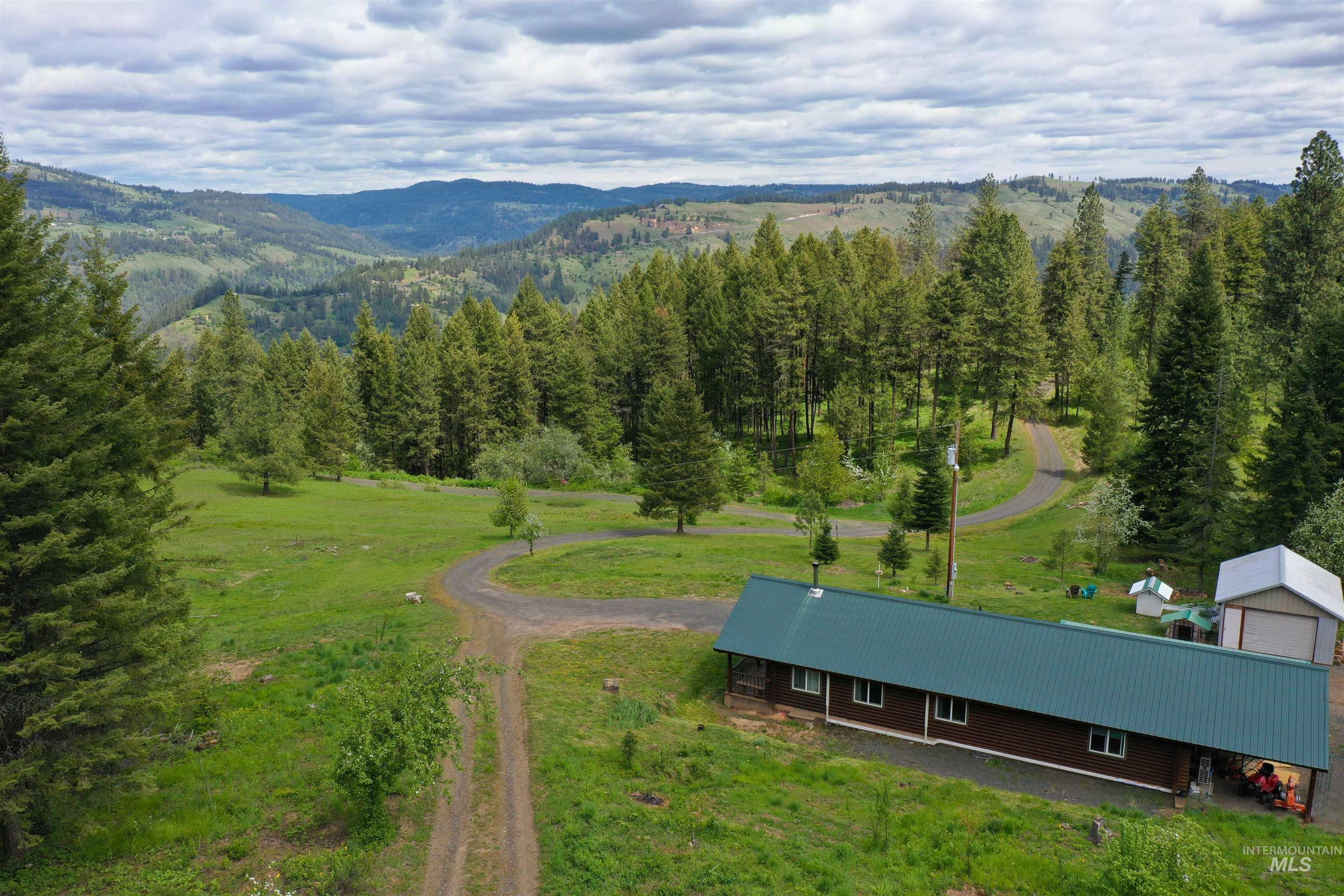 673 Neighbors Lane, Orofino, Idaho 83544, 3 Bedrooms, 2 Bathrooms, Residential For Sale, Price $549,000, 98945618