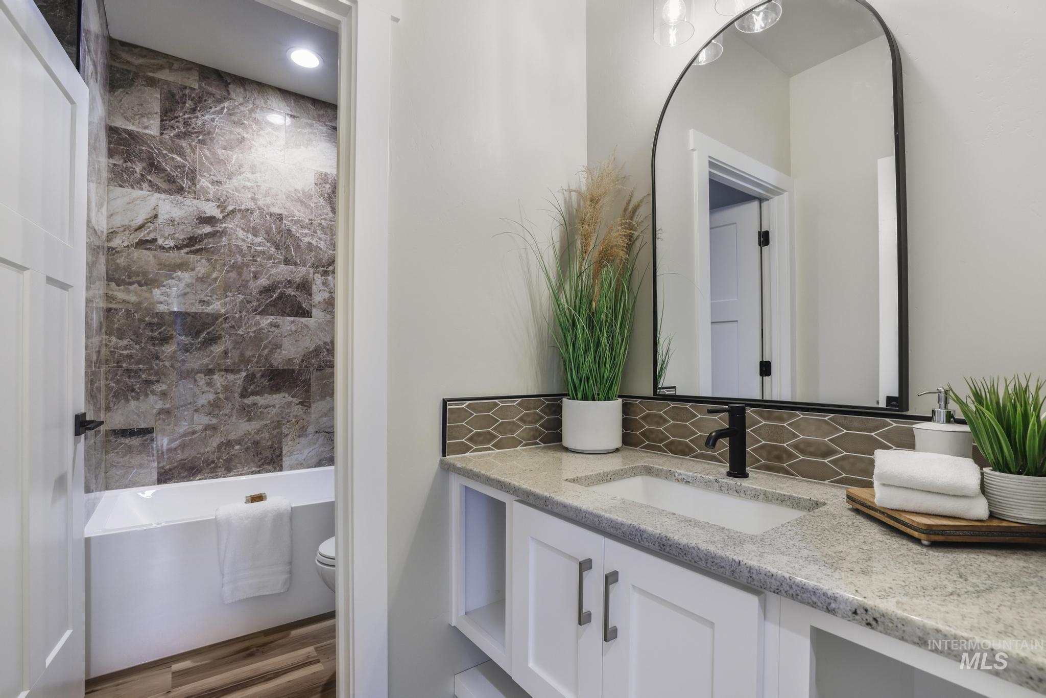 1008 23rd Ave East, Jerome, Idaho 83338, 4 Bedrooms, 2 Bathrooms, Residential For Sale, Price $434,000, 98945627