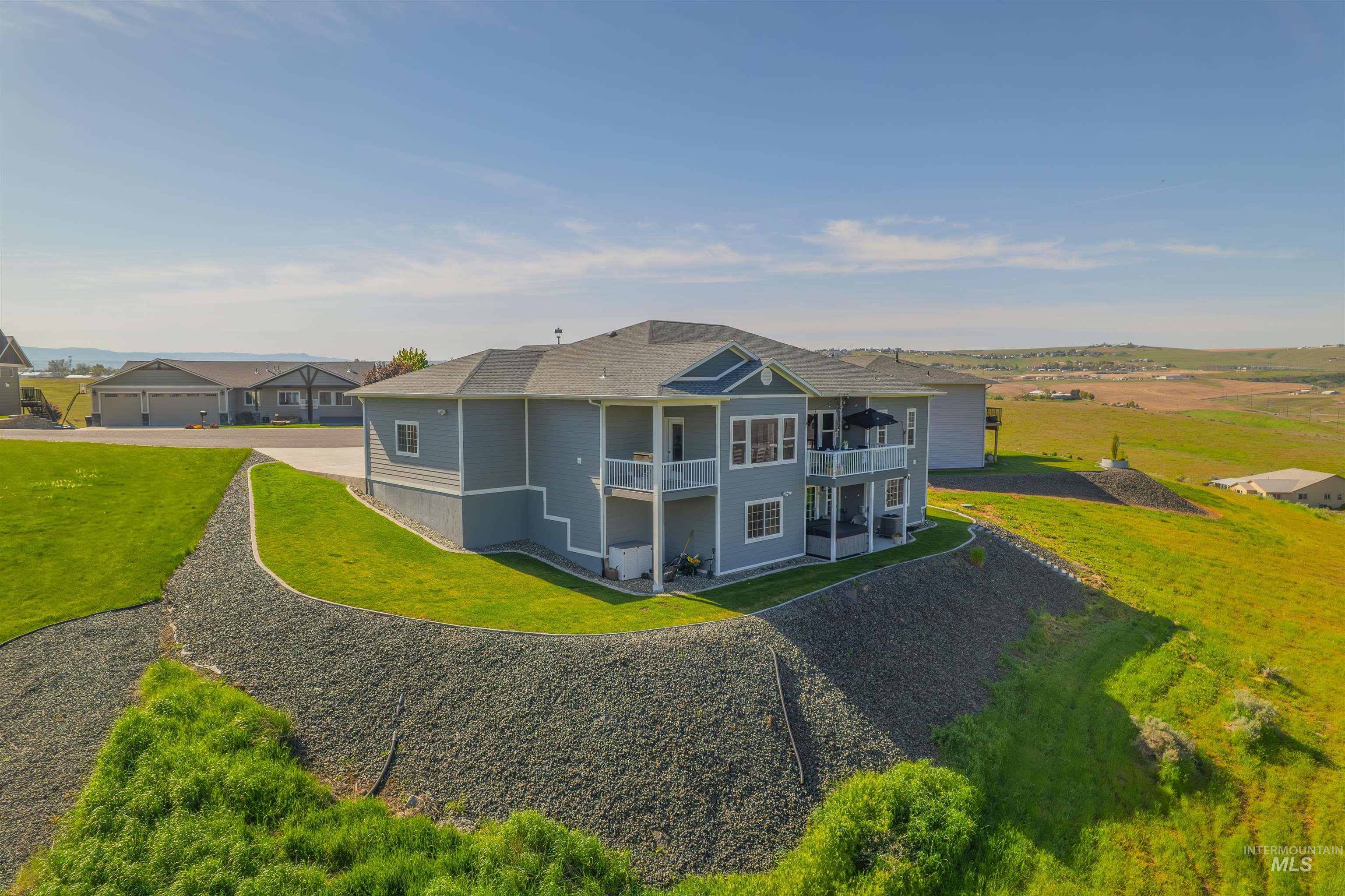 2510 Westridge Court, Clarkston, Washington 99403, 4 Bedrooms, 3 Bathrooms, Residential For Sale, Price $675,000, 98945655