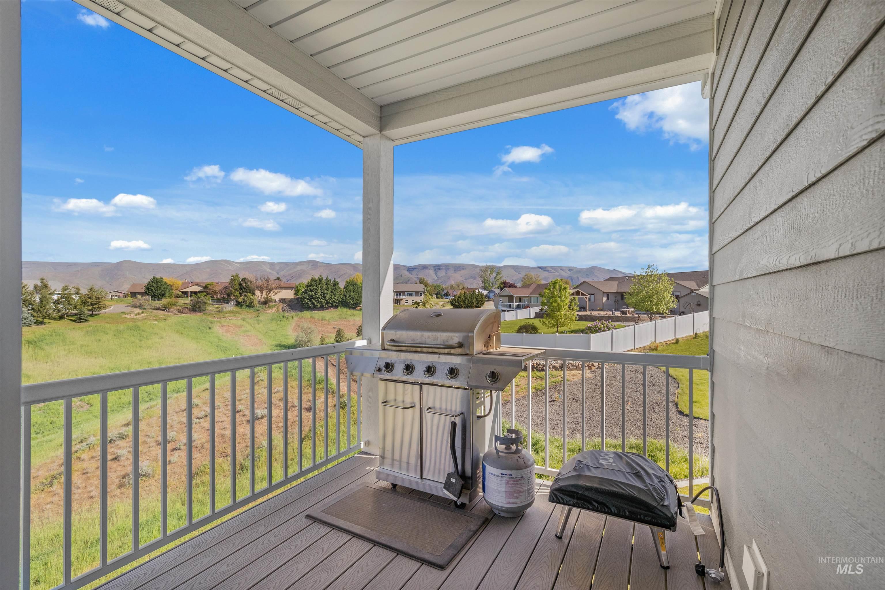 2510 Westridge Court, Clarkston, Washington 99403, 4 Bedrooms, 3 Bathrooms, Residential For Sale, Price $675,000, 98945655