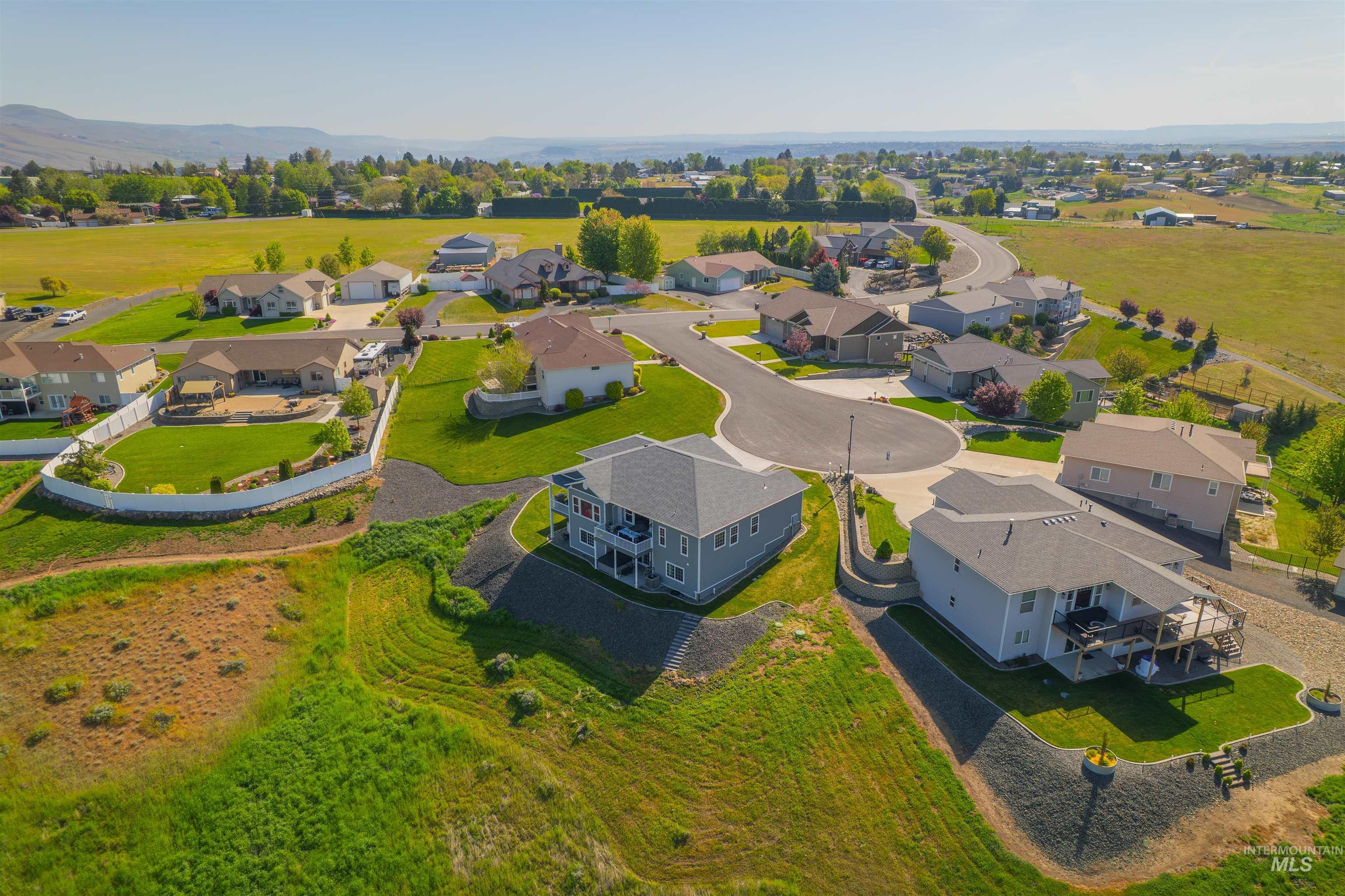 2510 Westridge Court, Clarkston, Washington 99403, 4 Bedrooms, 3 Bathrooms, Residential For Sale, Price $675,000, 98945655