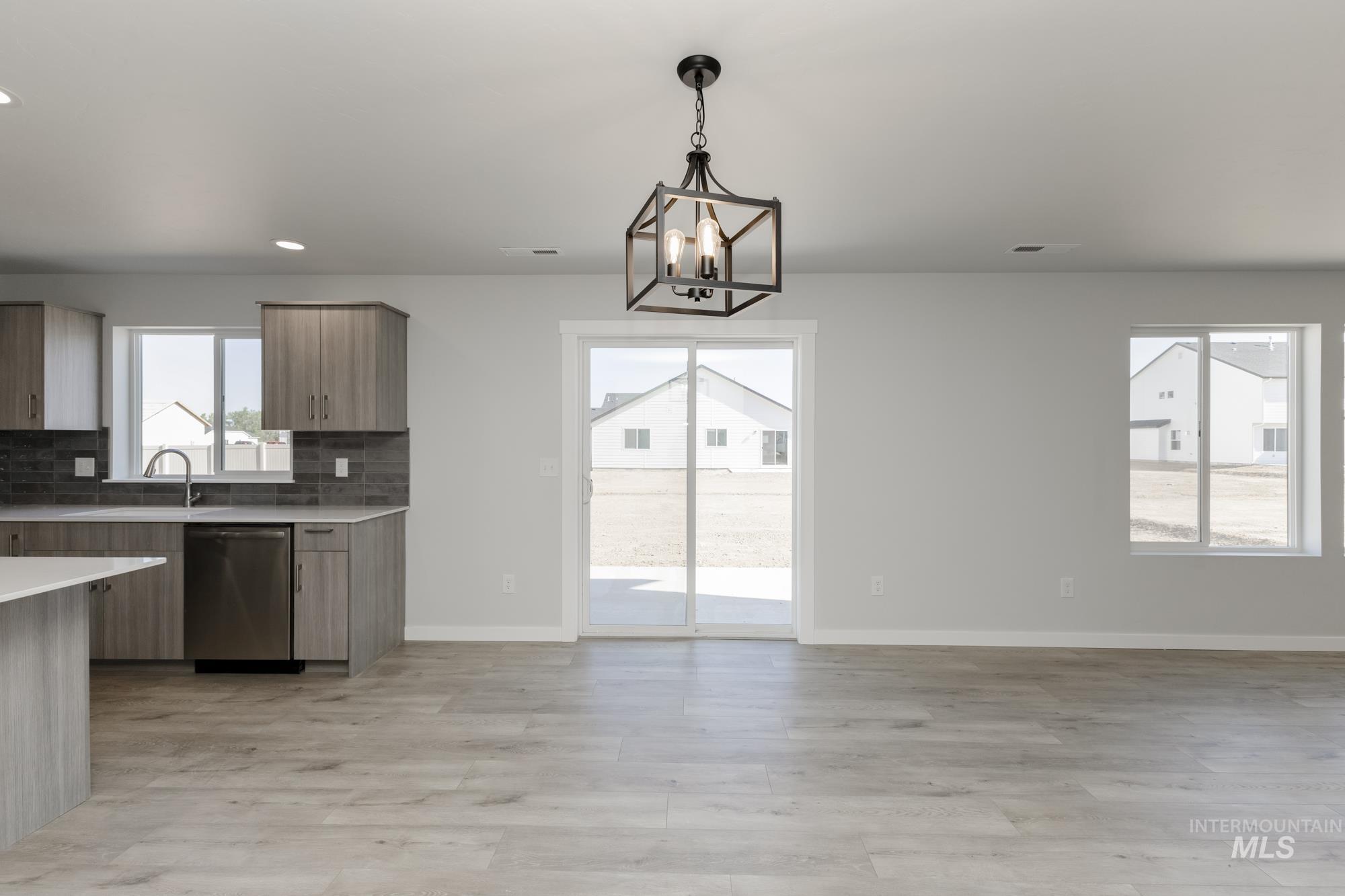 5302 E Burnte Peak St, Nampa, Idaho 83687, 4 Bedrooms, 2.5 Bathrooms, Residential For Sale, Price $489,990, 98945686