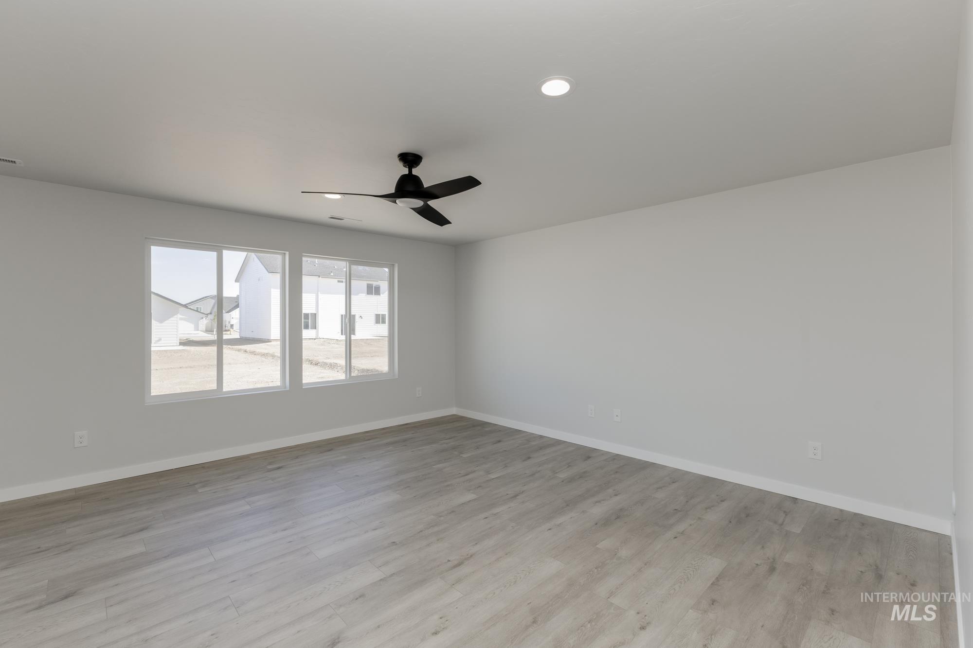 5302 E Burnte Peak St, Nampa, Idaho 83687, 4 Bedrooms, 2.5 Bathrooms, Residential For Sale, Price $489,990, 98945686