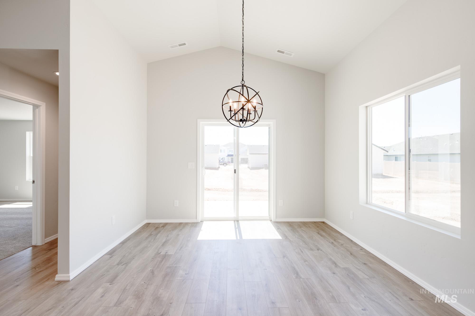 7355 E Marble Springs Dr, Nampa, Idaho 83687, 4 Bedrooms, 2 Bathrooms, Residential For Sale, Price $454,990, 98945696