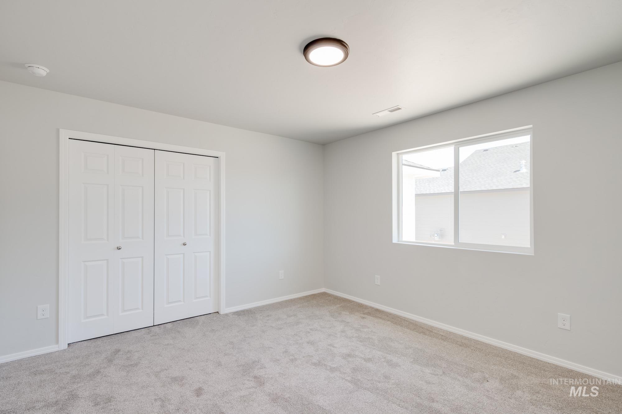 7355 E Marble Springs Dr, Nampa, Idaho 83687, 4 Bedrooms, 2 Bathrooms, Residential For Sale, Price $454,990, 98945696
