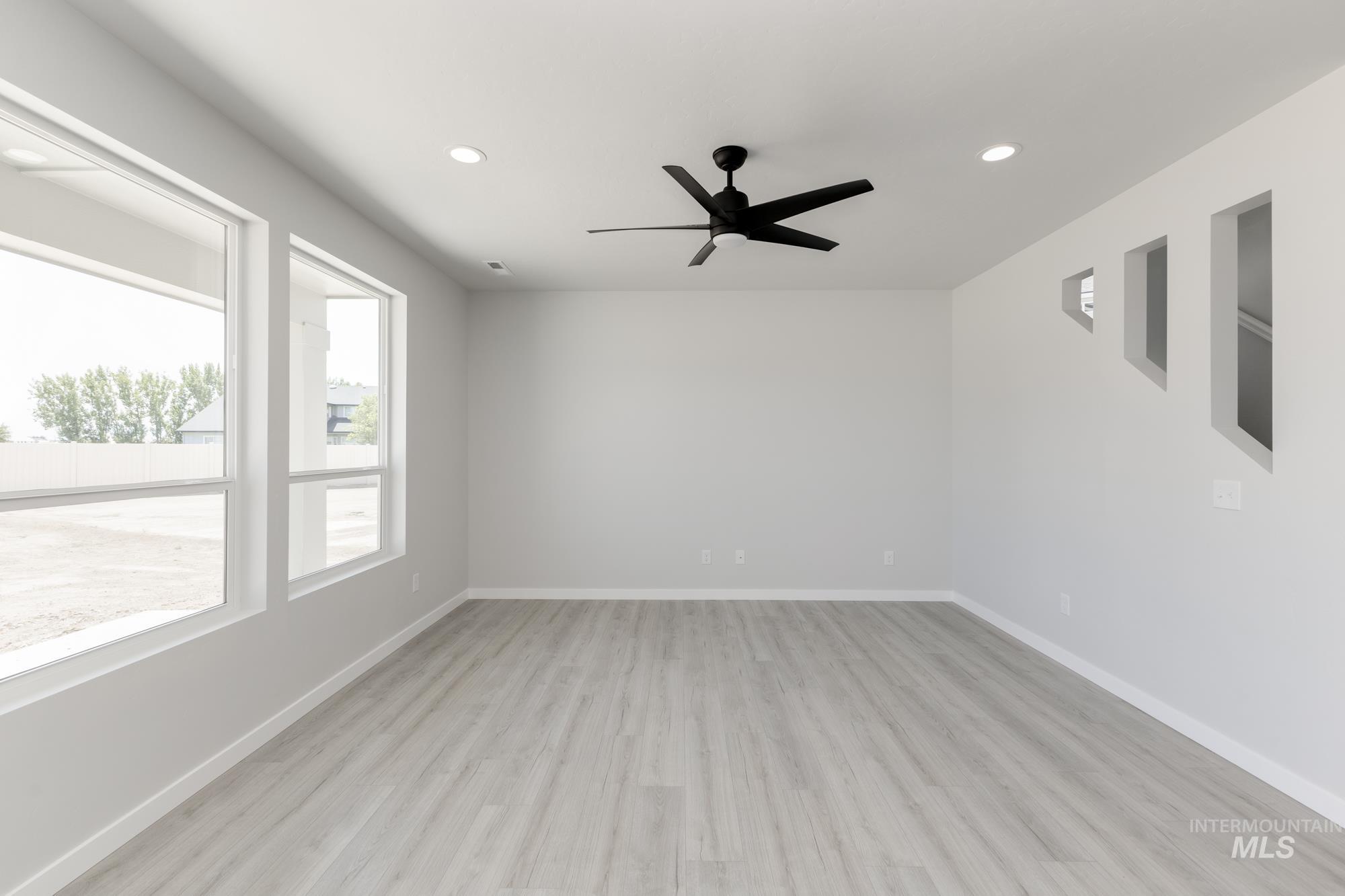 17418 N Coral Springs Way, Nampa, Idaho 83687, 5 Bedrooms, 2.5 Bathrooms, Residential For Sale, Price $544,990, 98945700