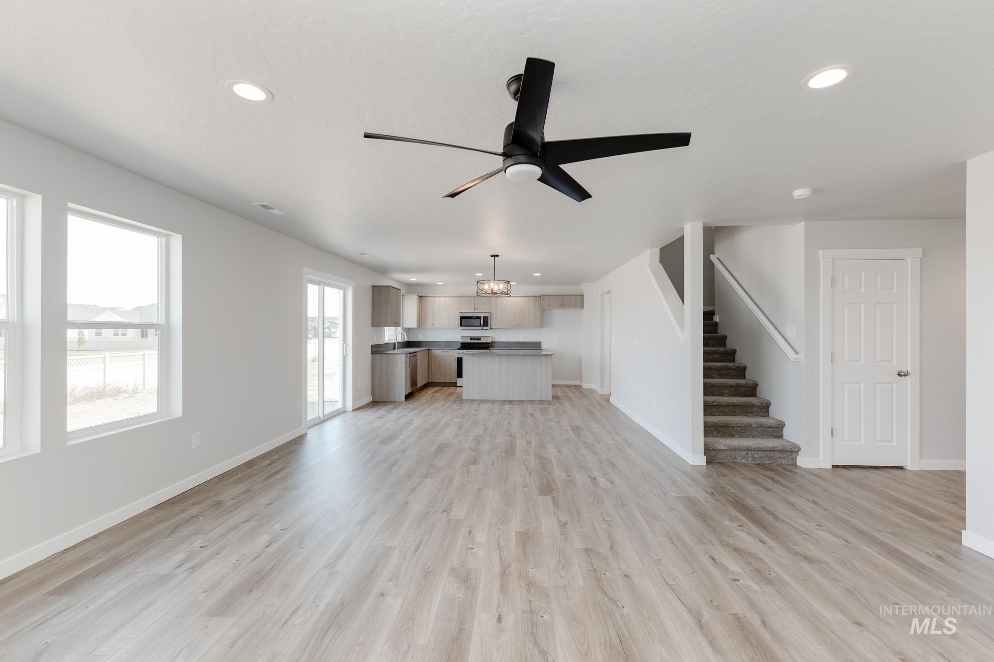 4919 Blue Silver St, Caldwell, Idaho 83605, 5 Bedrooms, 3 Bathrooms, Residential For Sale, Price $509,990, 98945702