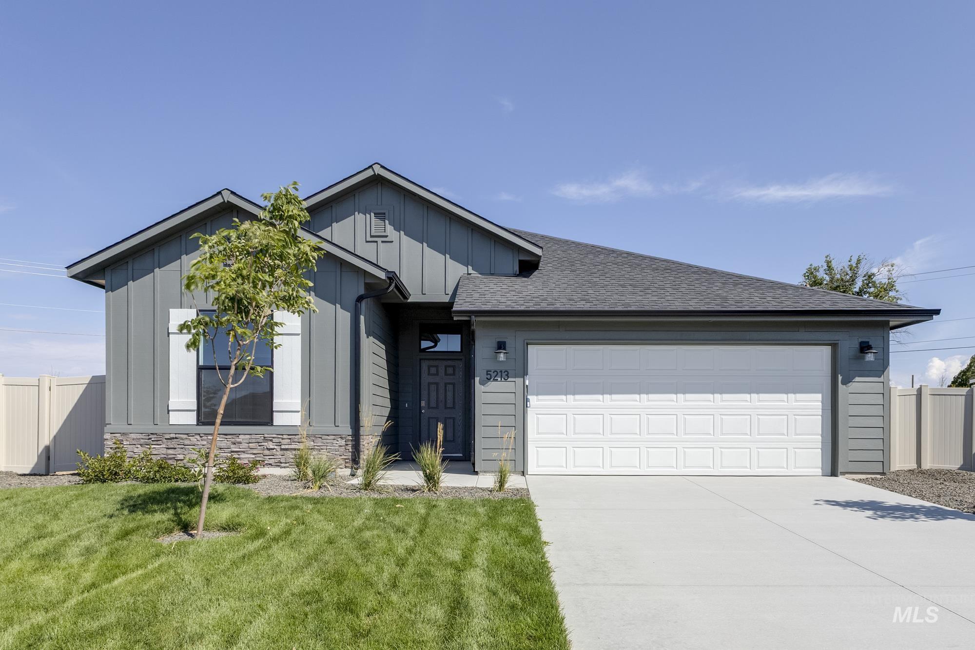 5213 Malachite St, Caldwell, Idaho 83605, 4 Bedrooms, 2 Bathrooms, Residential For Sale, Price $439,990, 98945708