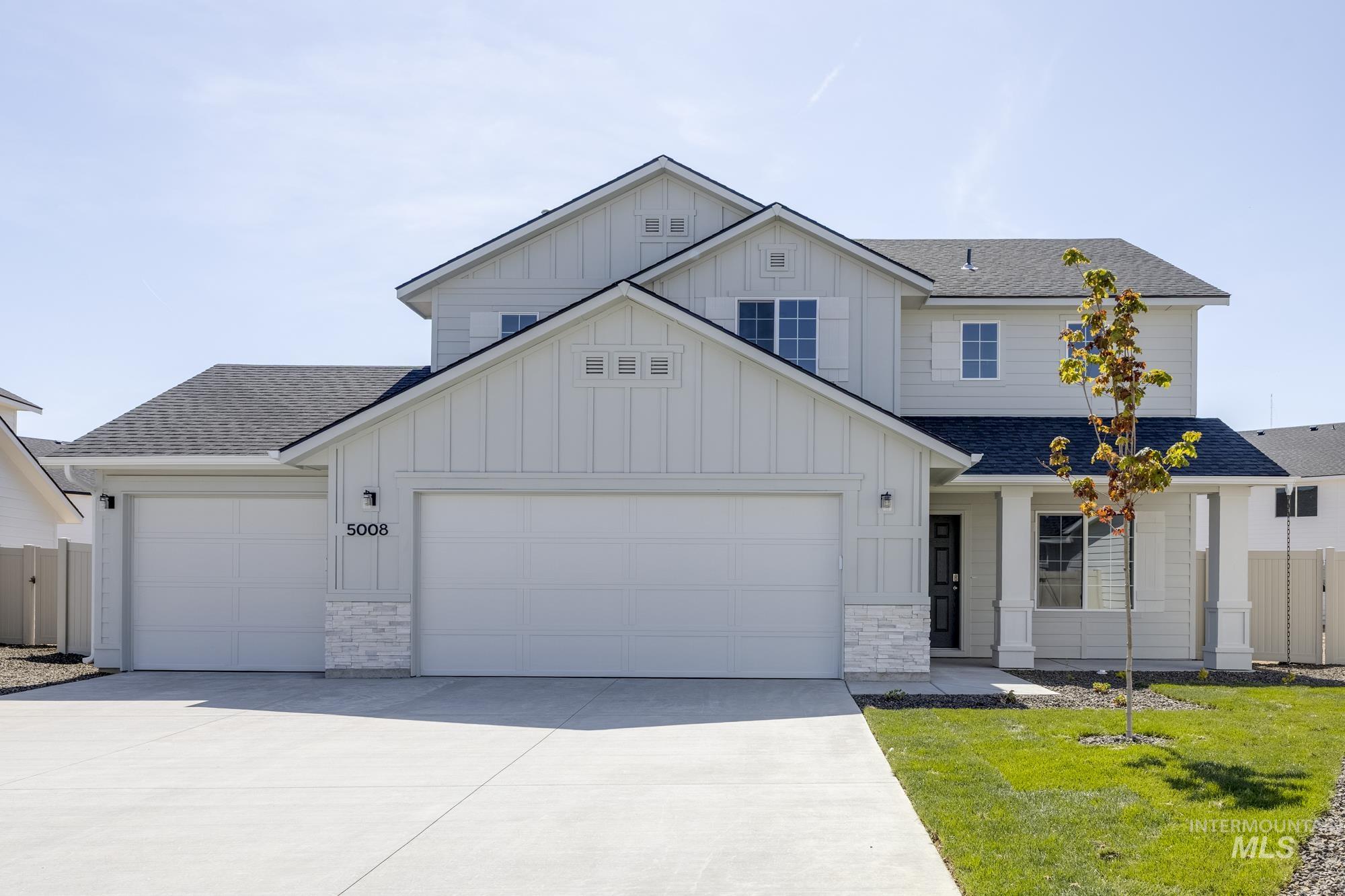 5008 Blue Silver St, Caldwell, Idaho 83605, 4 Bedrooms, 2.5 Bathrooms, Residential For Sale, Price $454,990, 98945713
