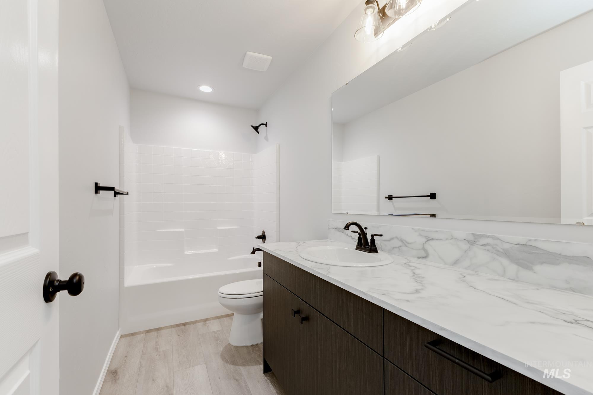 5004 Blue Silver St, Caldwell, Idaho 83605, 4 Bedrooms, 2.5 Bathrooms, Residential For Sale, Price $435,990, 98945714