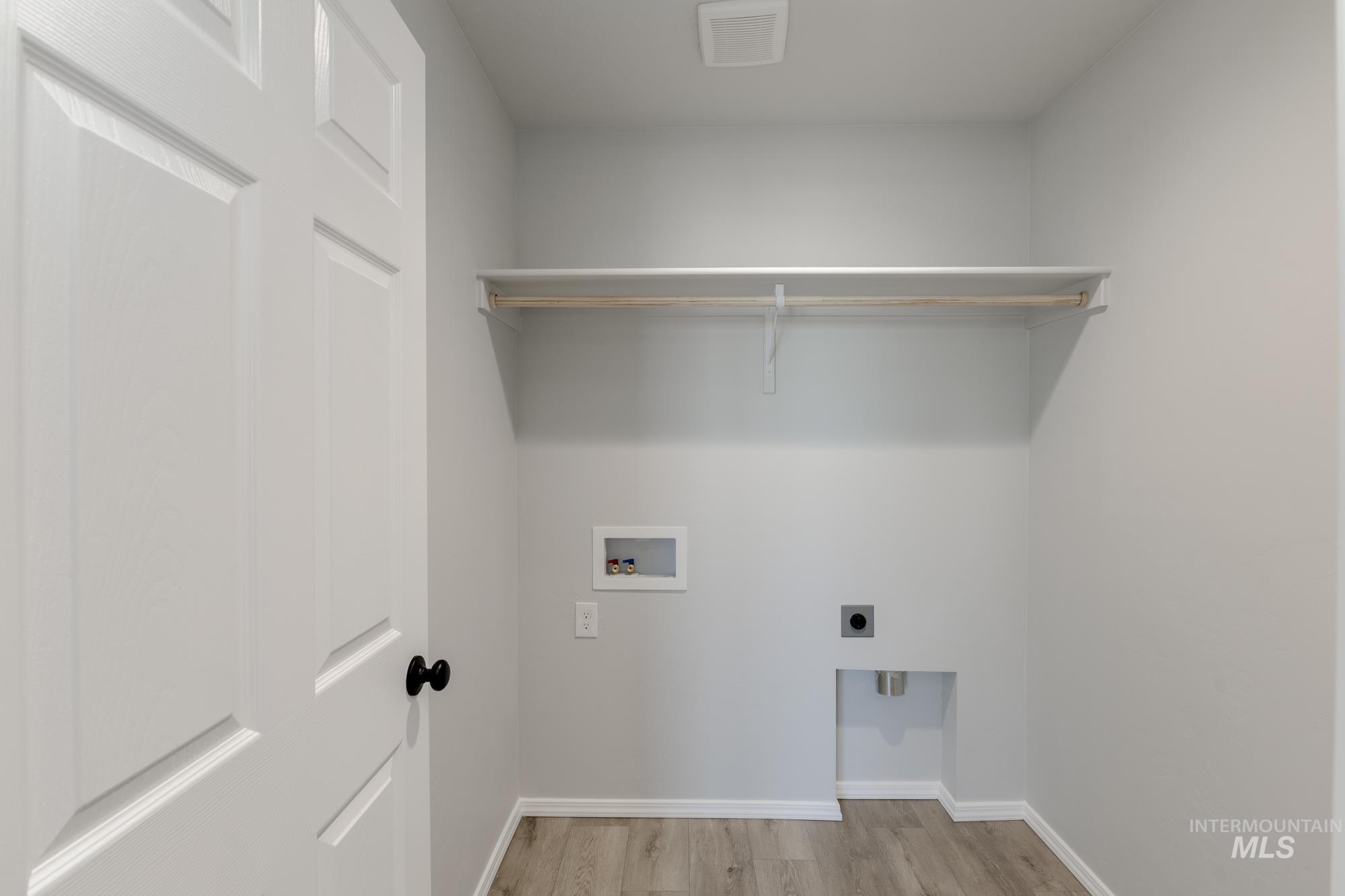 5004 Blue Silver St, Caldwell, Idaho 83605, 4 Bedrooms, 2.5 Bathrooms, Residential For Sale, Price $435,990, 98945714