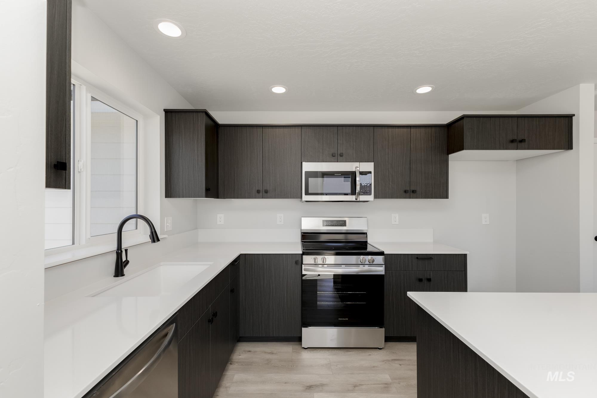 5004 Blue Silver St, Caldwell, Idaho 83605, 4 Bedrooms, 2.5 Bathrooms, Residential For Sale, Price $435,990, 98945714