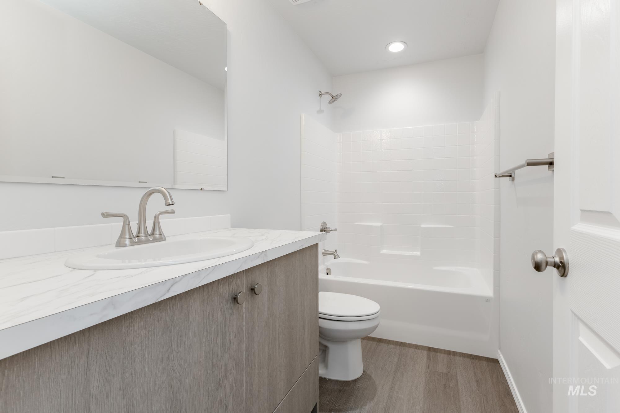 4922 Blue Silver St, Caldwell, Idaho 83605, 4 Bedrooms, 2 Bathrooms, Residential For Sale, Price $429,990, 98945715