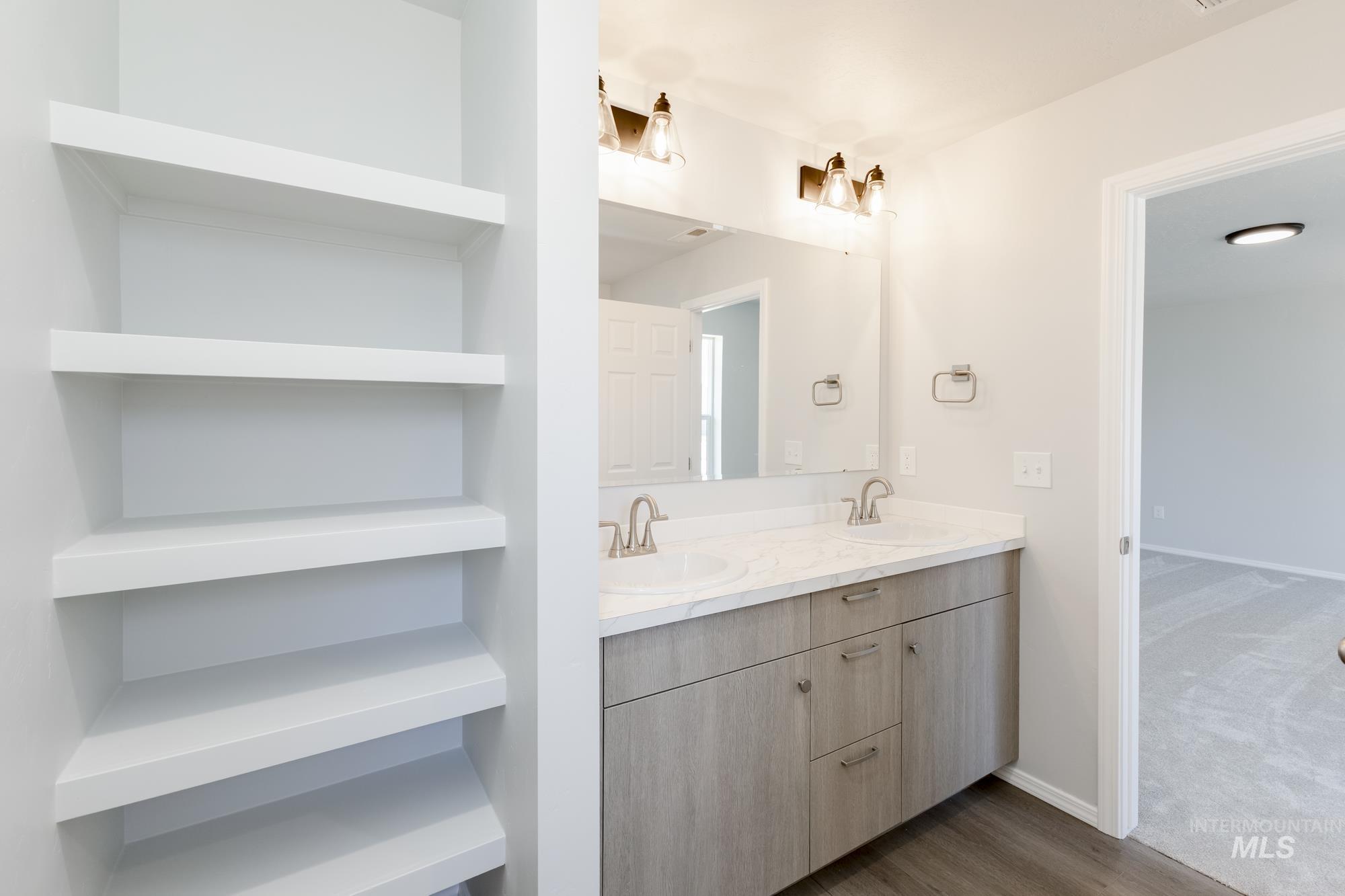 4922 Blue Silver St, Caldwell, Idaho 83605, 4 Bedrooms, 2 Bathrooms, Residential For Sale, Price $429,990, 98945715