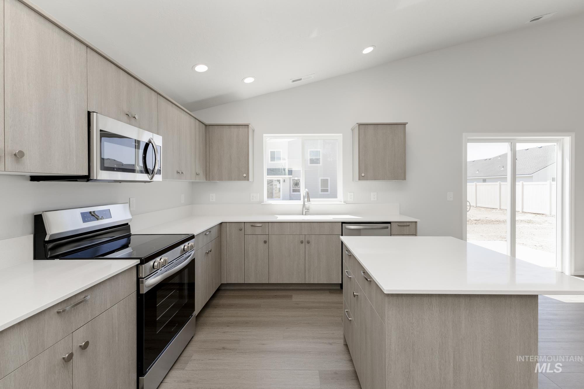 4922 Blue Silver St, Caldwell, Idaho 83605, 4 Bedrooms, 2 Bathrooms, Residential For Sale, Price $429,990, 98945715