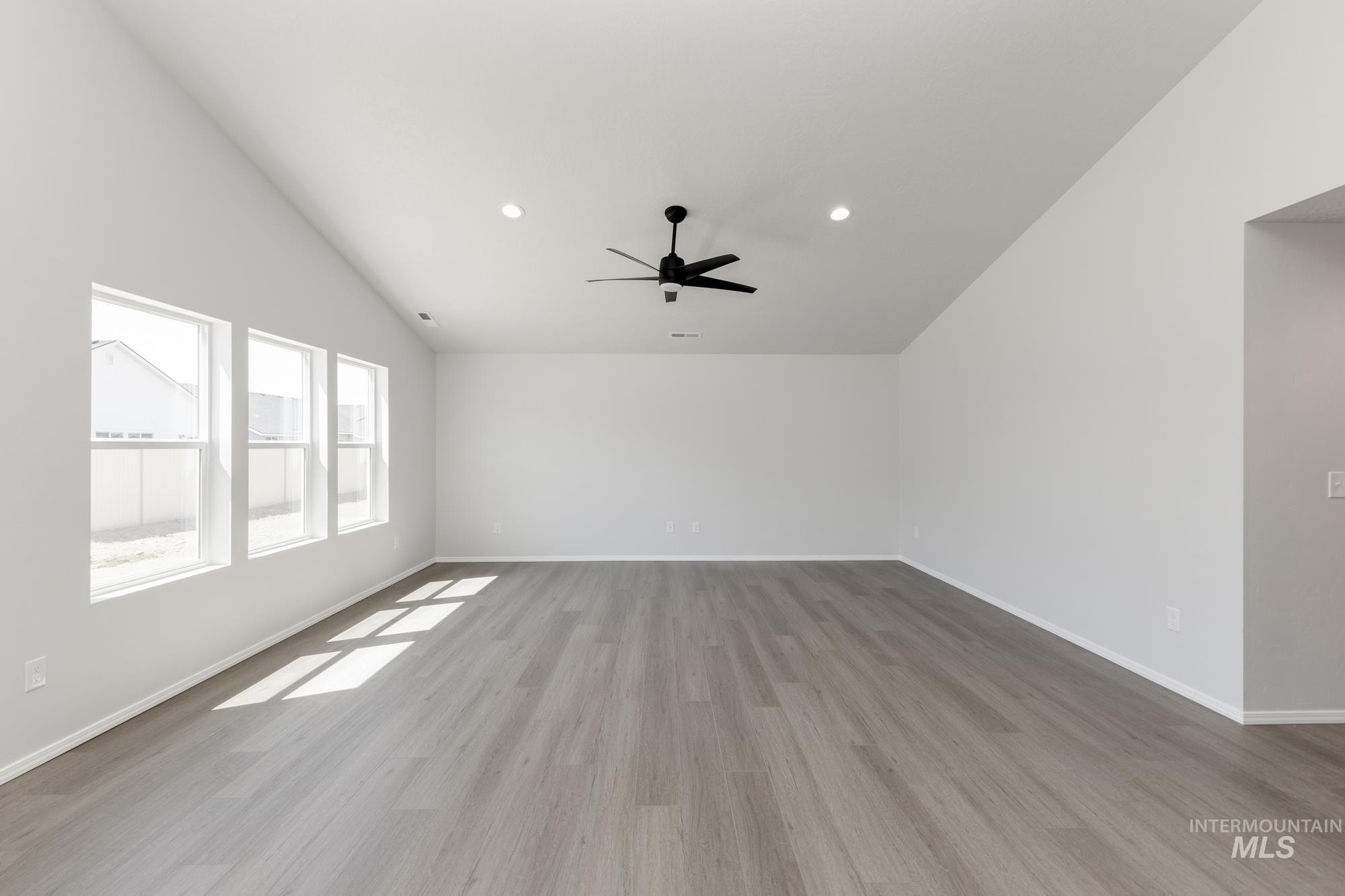 4922 Blue Silver St, Caldwell, Idaho 83605, 4 Bedrooms, 2 Bathrooms, Residential For Sale, Price $429,990, 98945715