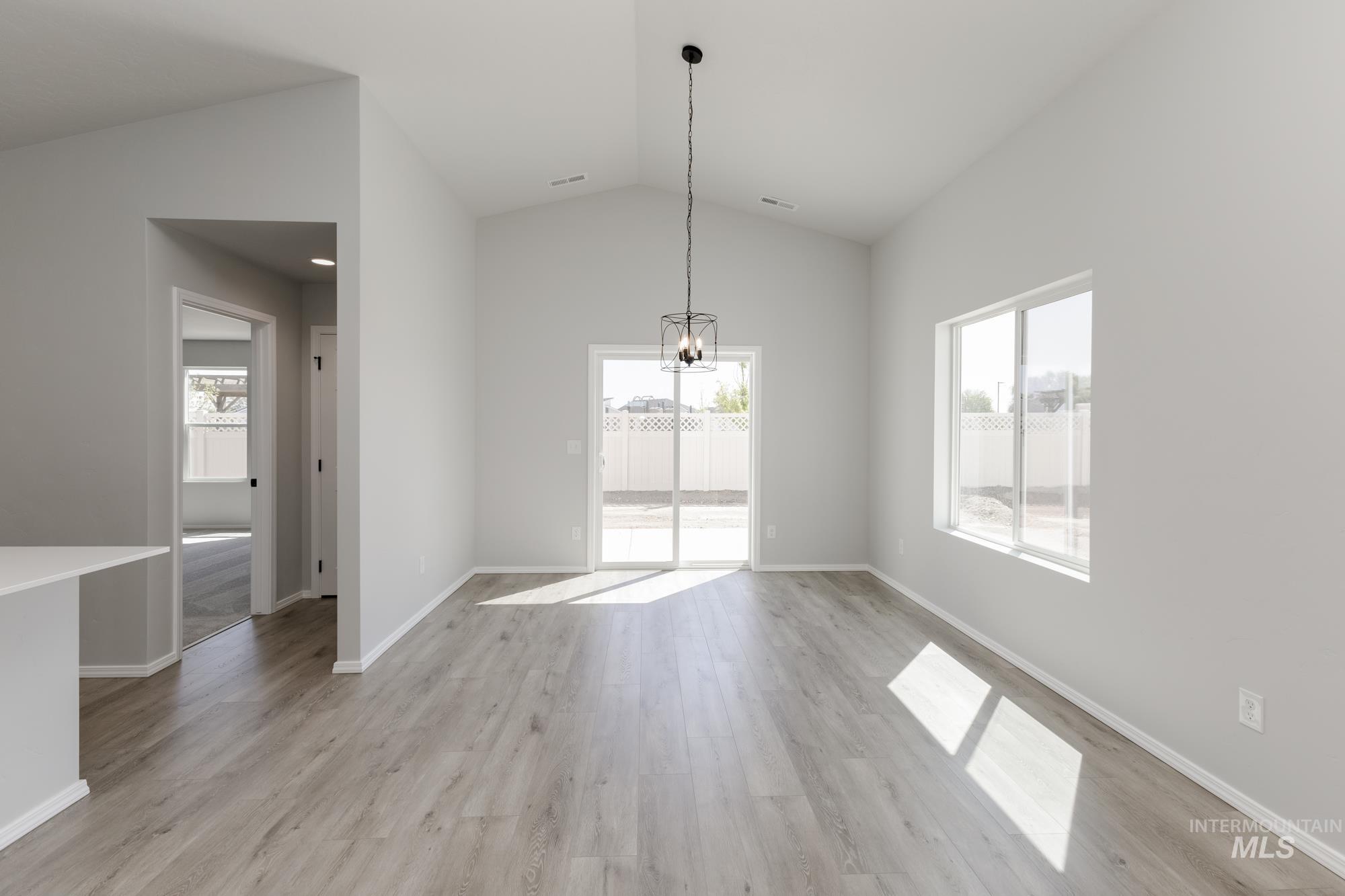 212 Idalou Way, Caldwell, Idaho 83605, 4 Bedrooms, 2 Bathrooms, Residential For Sale, Price $436,990, 98945719