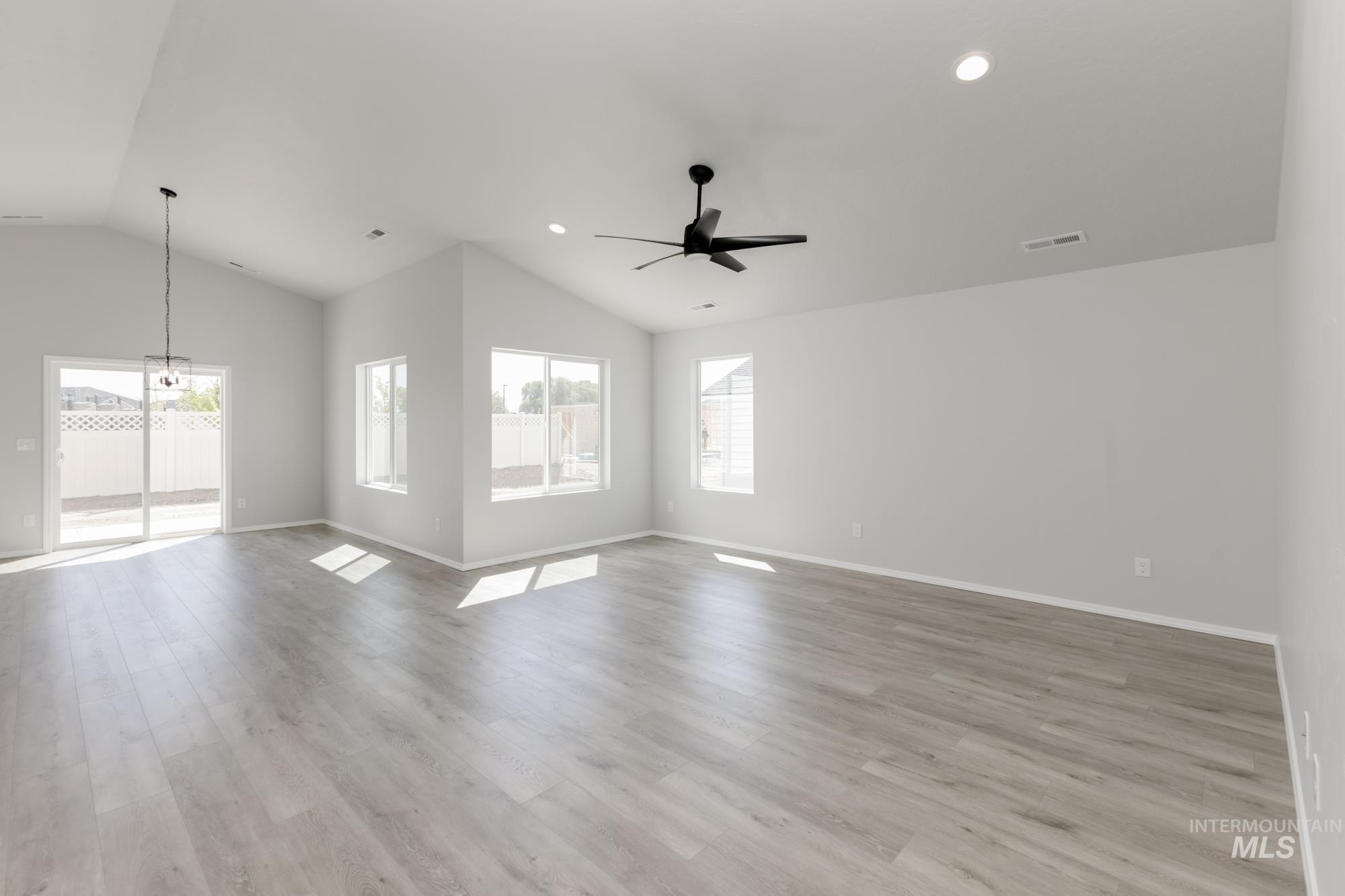 212 Idalou Way, Caldwell, Idaho 83605, 4 Bedrooms, 2 Bathrooms, Residential For Sale, Price $436,990, 98945719