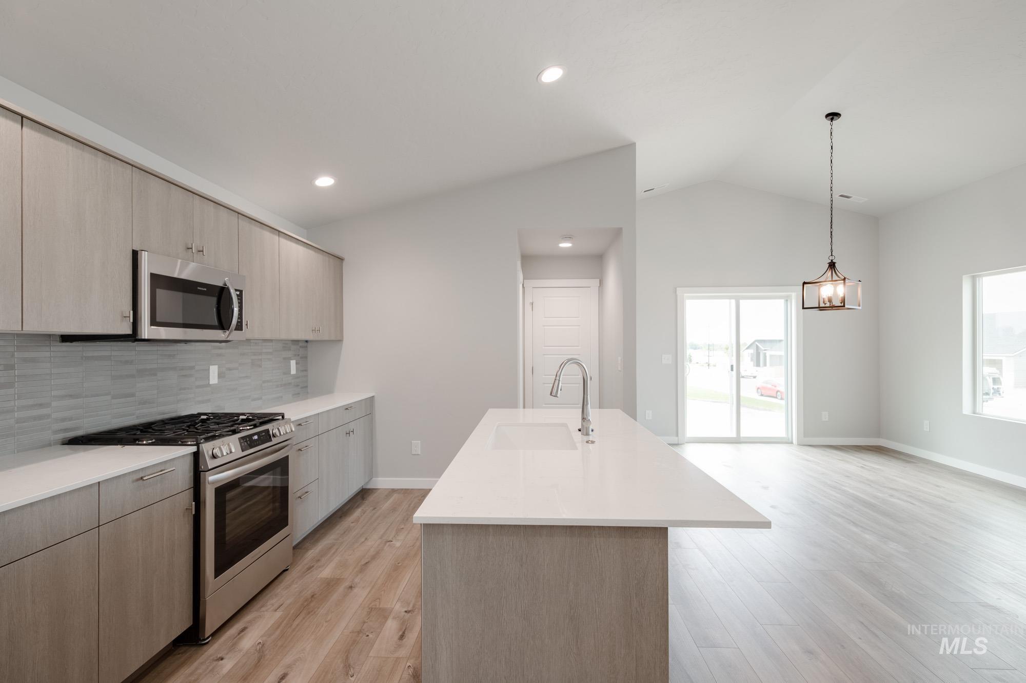 3937 W Tribute St, Meridian, Idaho 83642, 4 Bedrooms, 2 Bathrooms, Residential For Sale, Price $479,990, 98945753