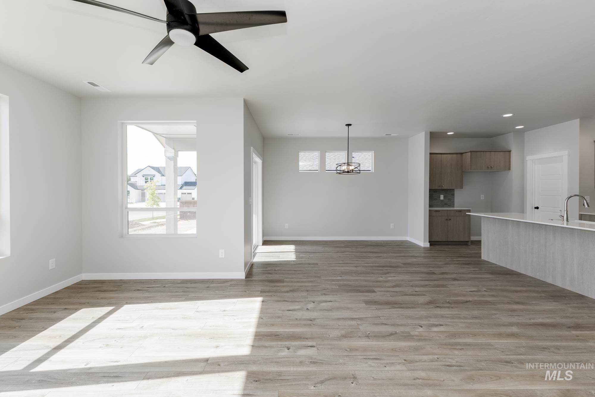 3115 S Carie Ave, Boise, Idaho 83709, 3 Bedrooms, 2 Bathrooms, Residential For Sale, Price $599,990, 98945760