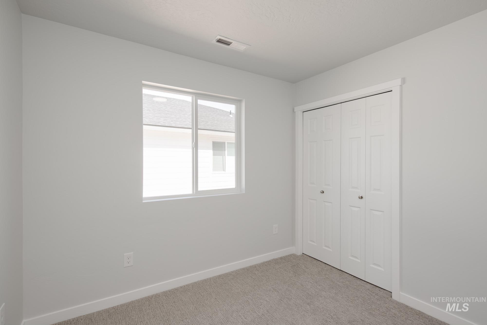 1261 W Bass River Dr, Meridian, Idaho 83642, 3 Bedrooms, 2 Bathrooms, Residential For Sale, Price $394,990, 98945774