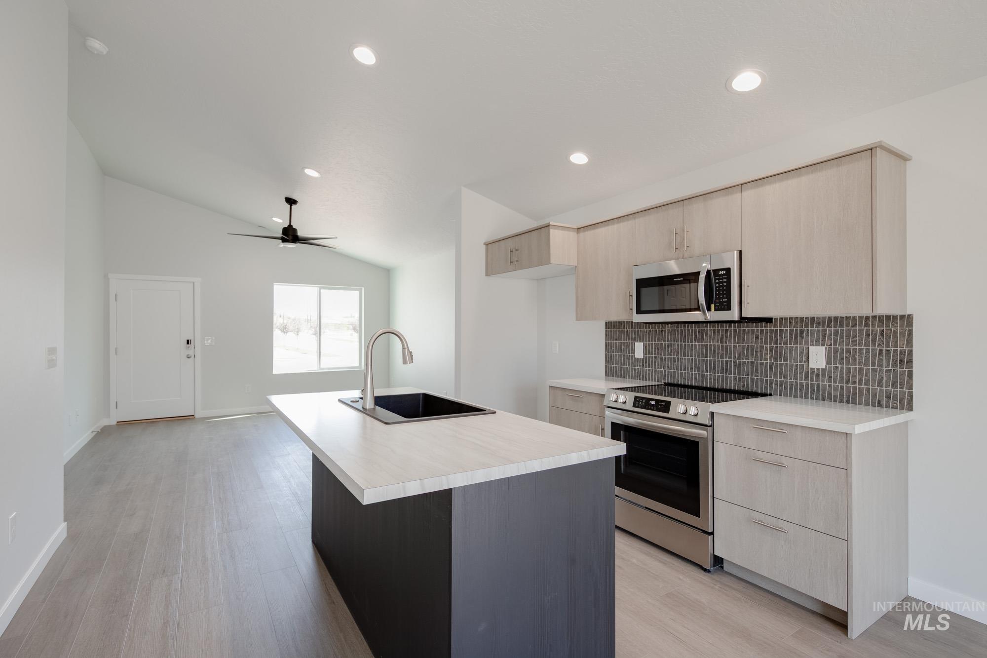 1261 W Bass River Dr, Meridian, Idaho 83642, 3 Bedrooms, 2 Bathrooms, Residential For Sale, Price $394,990, 98945774