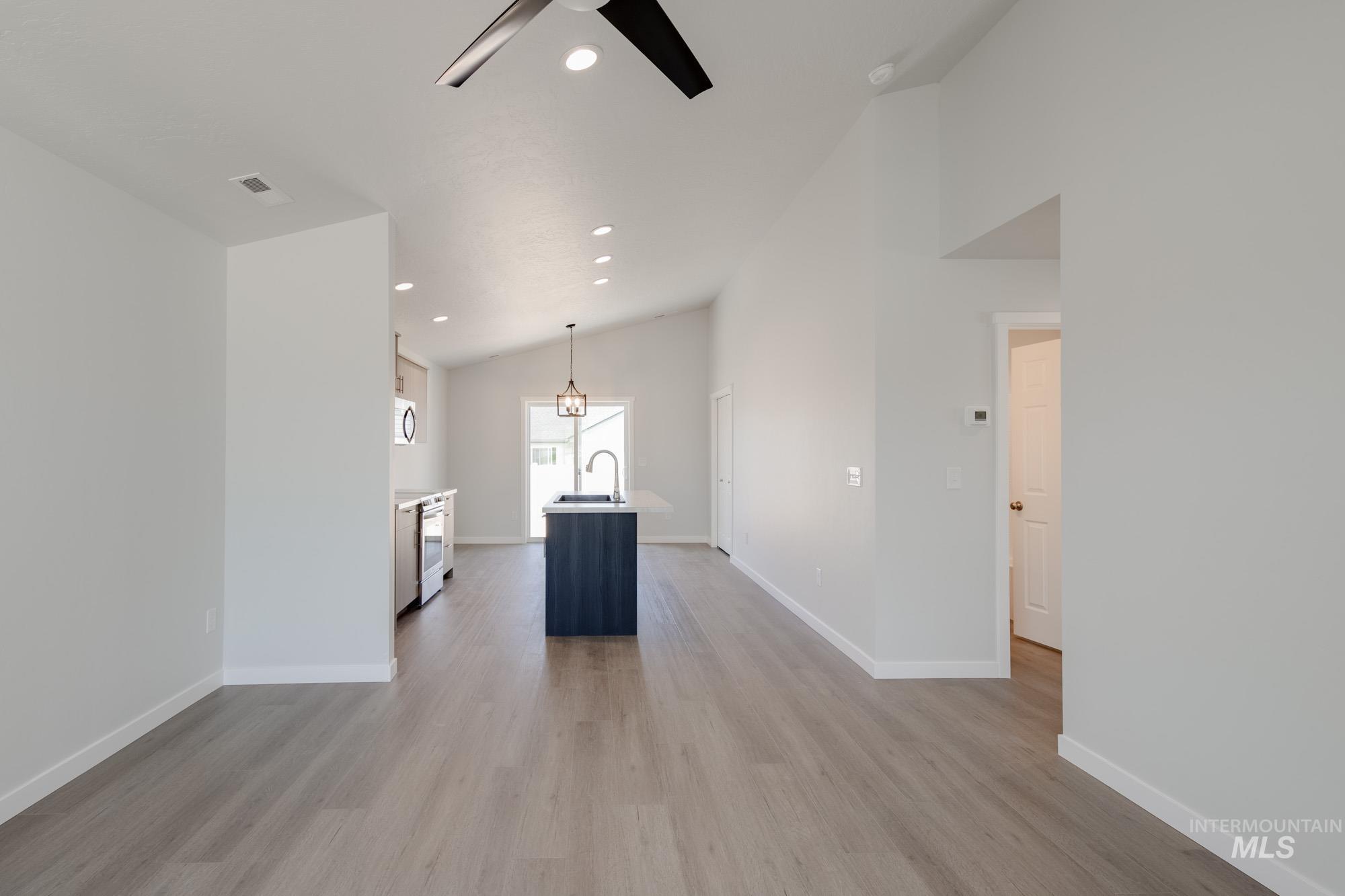 1261 W Bass River Dr, Meridian, Idaho 83642, 3 Bedrooms, 2 Bathrooms, Residential For Sale, Price $394,990, 98945774