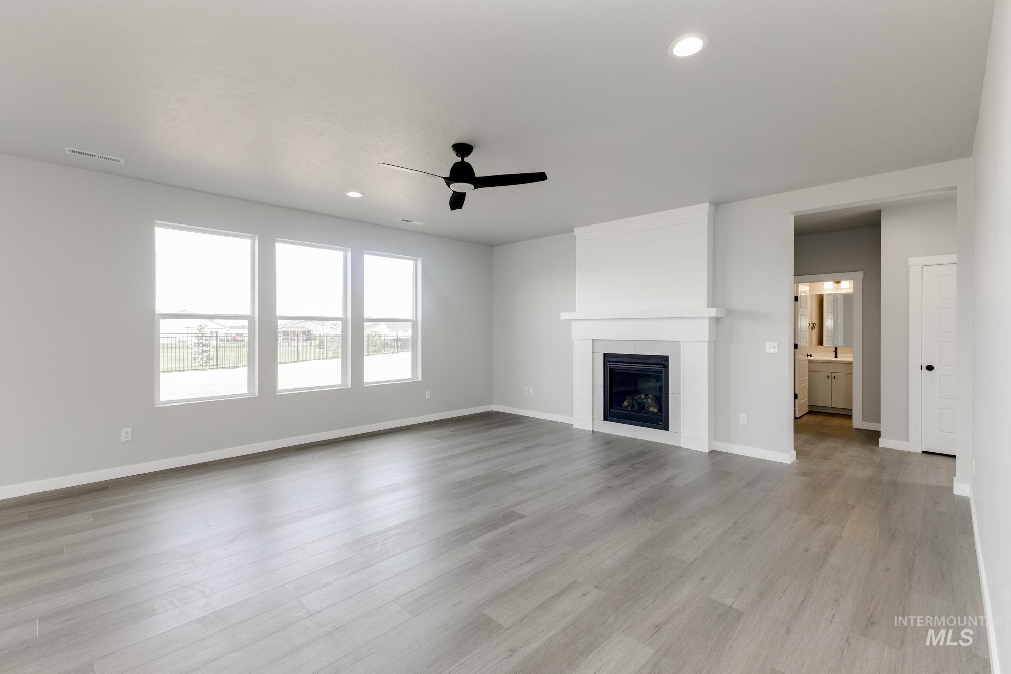 13726 Oliver Street, Caldwell, Idaho 83607, 4 Bedrooms, 2.5 Bathrooms, Residential For Sale, Price $539,990, 98945775
