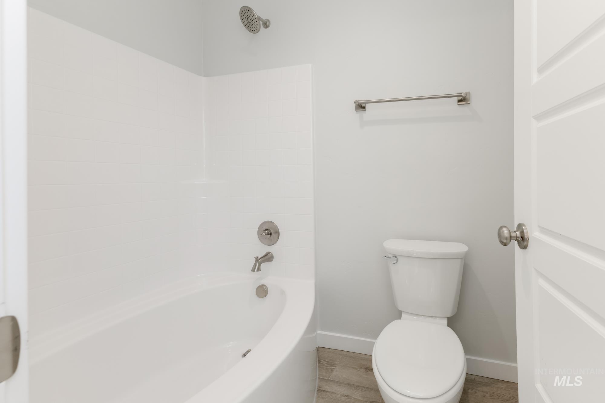 1002 E Perjue Basin Dr, Nampa, Idaho 83686, 4 Bedrooms, 2 Bathrooms, Residential For Sale, Price $549,990, 98945779