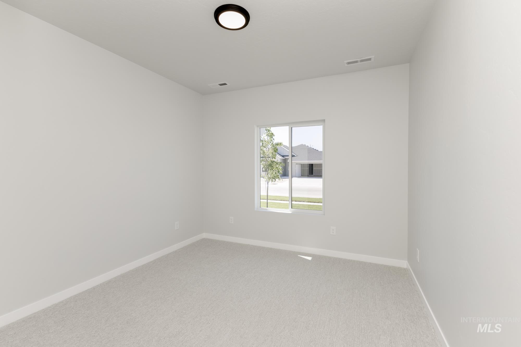 1014 E Perjue Basin Dr, Nampa, Idaho 83686, 4 Bedrooms, 2 Bathrooms, Residential For Sale, Price $529,990, 98945781