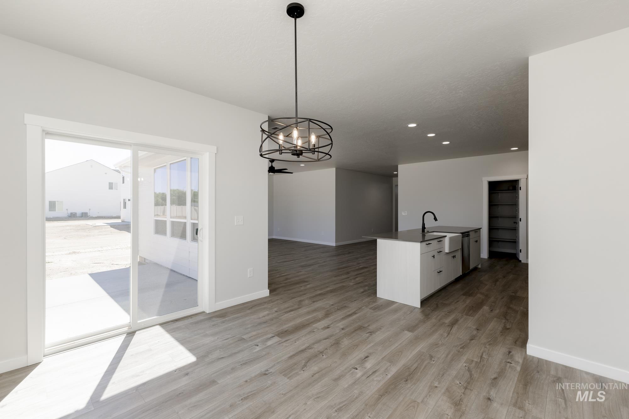 1014 E Perjue Basin Dr, Nampa, Idaho 83686, 4 Bedrooms, 2 Bathrooms, Residential For Sale, Price $529,990, 98945781