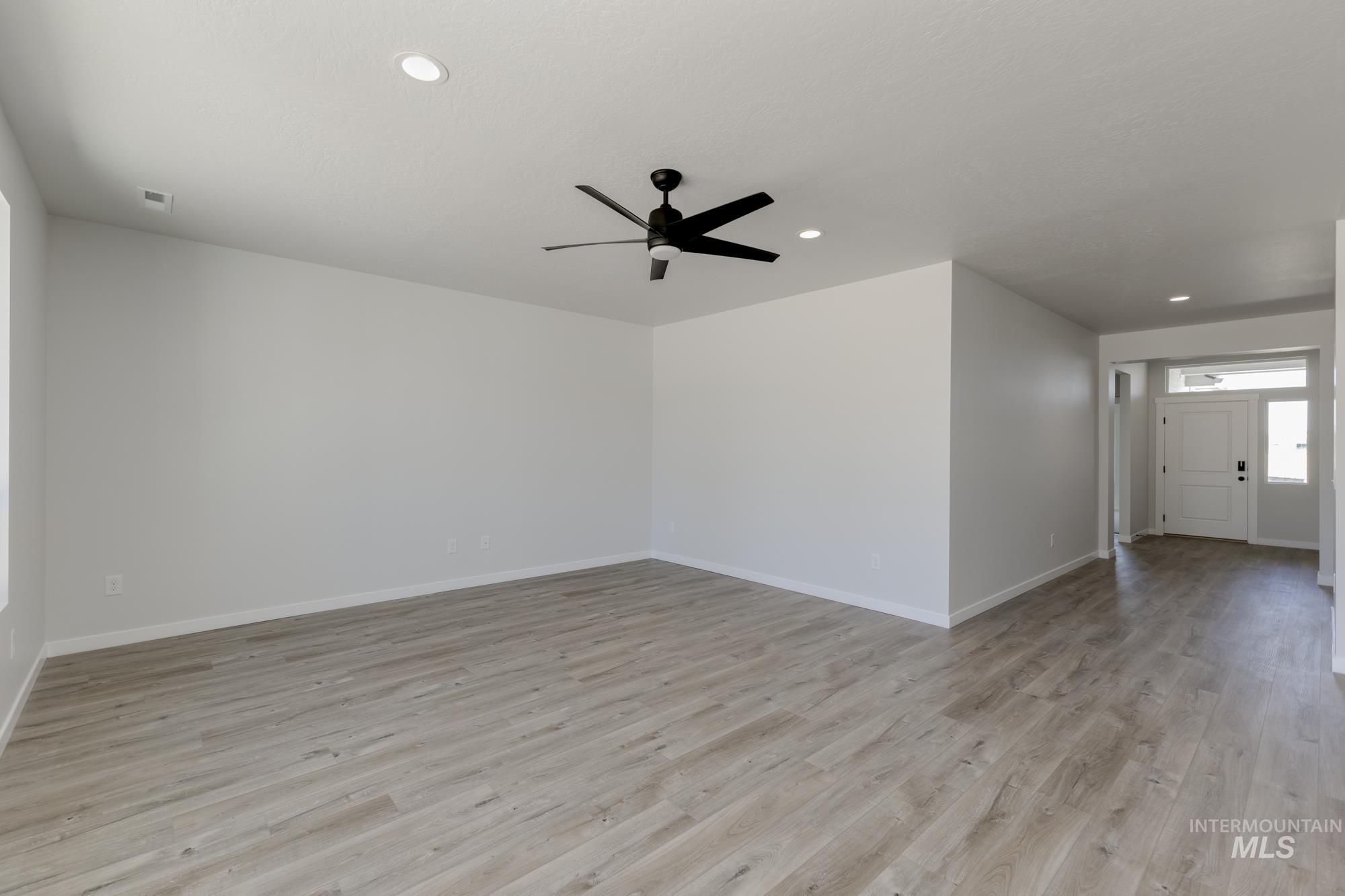 1014 E Perjue Basin Dr, Nampa, Idaho 83686, 4 Bedrooms, 2 Bathrooms, Residential For Sale, Price $529,990, 98945781