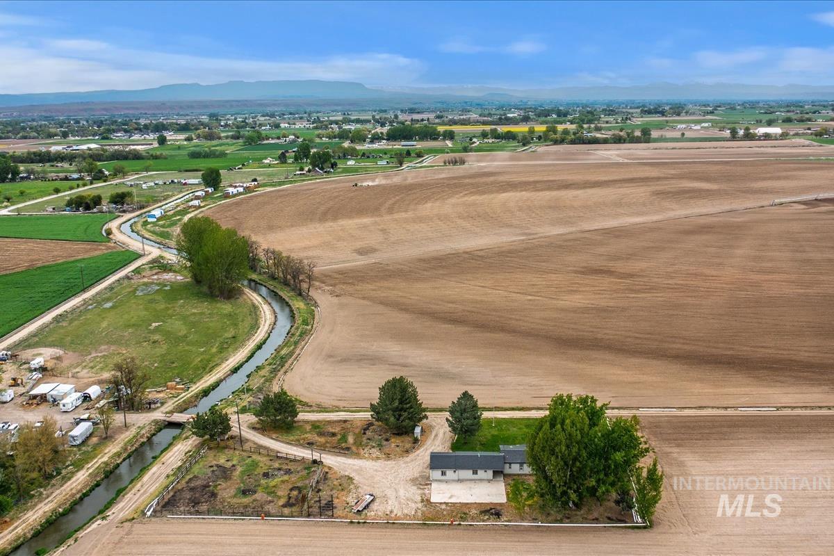 5720 Butte Rd, New Plymouth, Idaho 83655, 3 Bedrooms, 2 Bathrooms, Residential For Sale, Price $740,000, 98945806