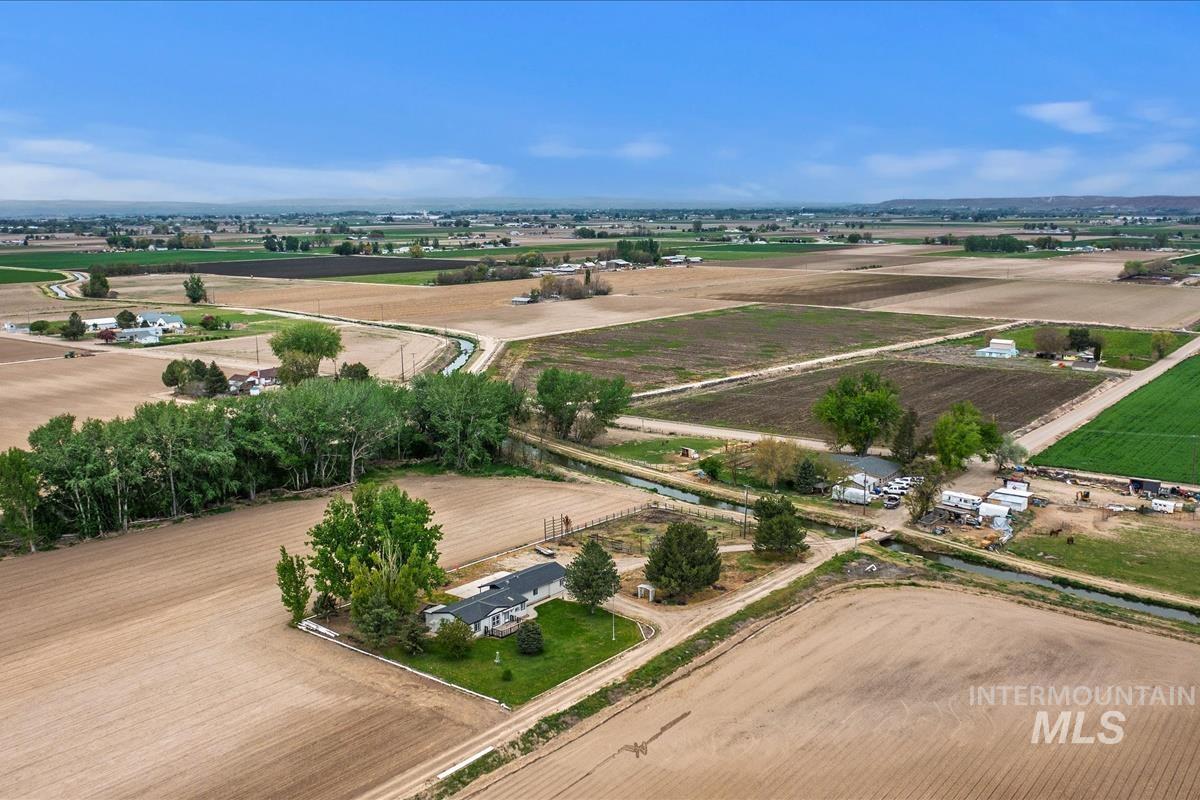 5720 Butte Rd, New Plymouth, Idaho 83655, 3 Bedrooms, 2 Bathrooms, Residential For Sale, Price $740,000, 98945806