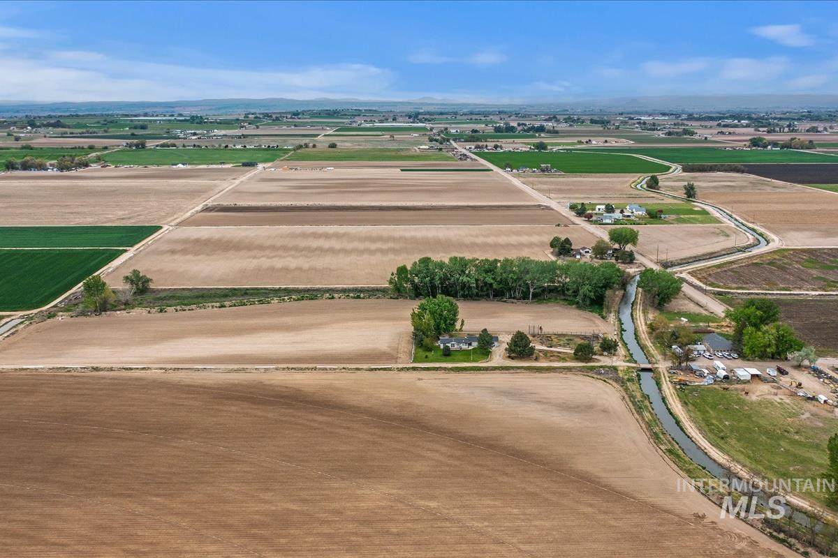 5720 Butte Rd, New Plymouth, Idaho 83655, 3 Bedrooms, 2 Bathrooms, Residential For Sale, Price $740,000, 98945806