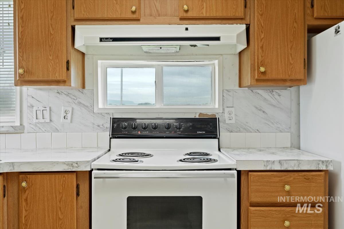 5720 Butte Rd, New Plymouth, Idaho 83655, 3 Bedrooms, 2 Bathrooms, Residential For Sale, Price $740,000, 98945806