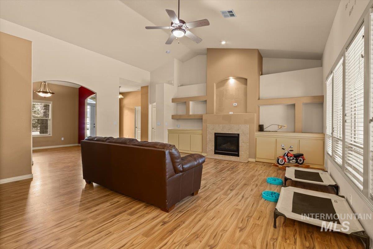 2491 W Maracay Dr, Meridian, Idaho 83646, 3 Bedrooms, 2 Bathrooms, Residential For Sale, Price $660,000, 98945822