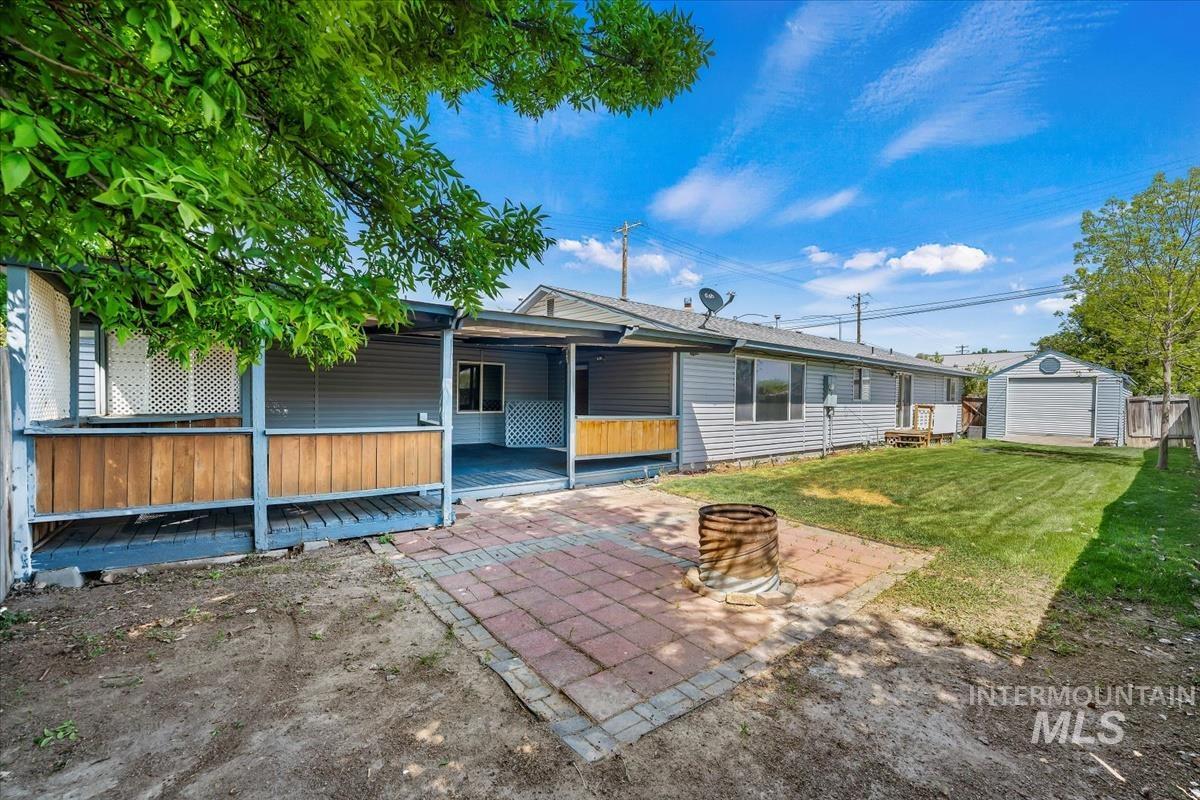 1212 E Ustick Rd, Caldwell, Idaho 83607, 6 Bedrooms, 3 Bathrooms, Residential For Sale, Price $514,900, 98945828