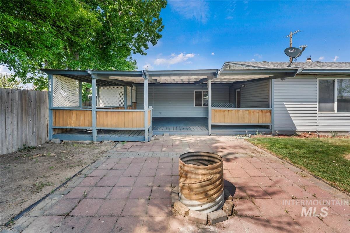 1212 E Ustick Rd, Caldwell, Idaho 83607, 6 Bedrooms, 3 Bathrooms, Residential For Sale, Price $514,900, 98945828