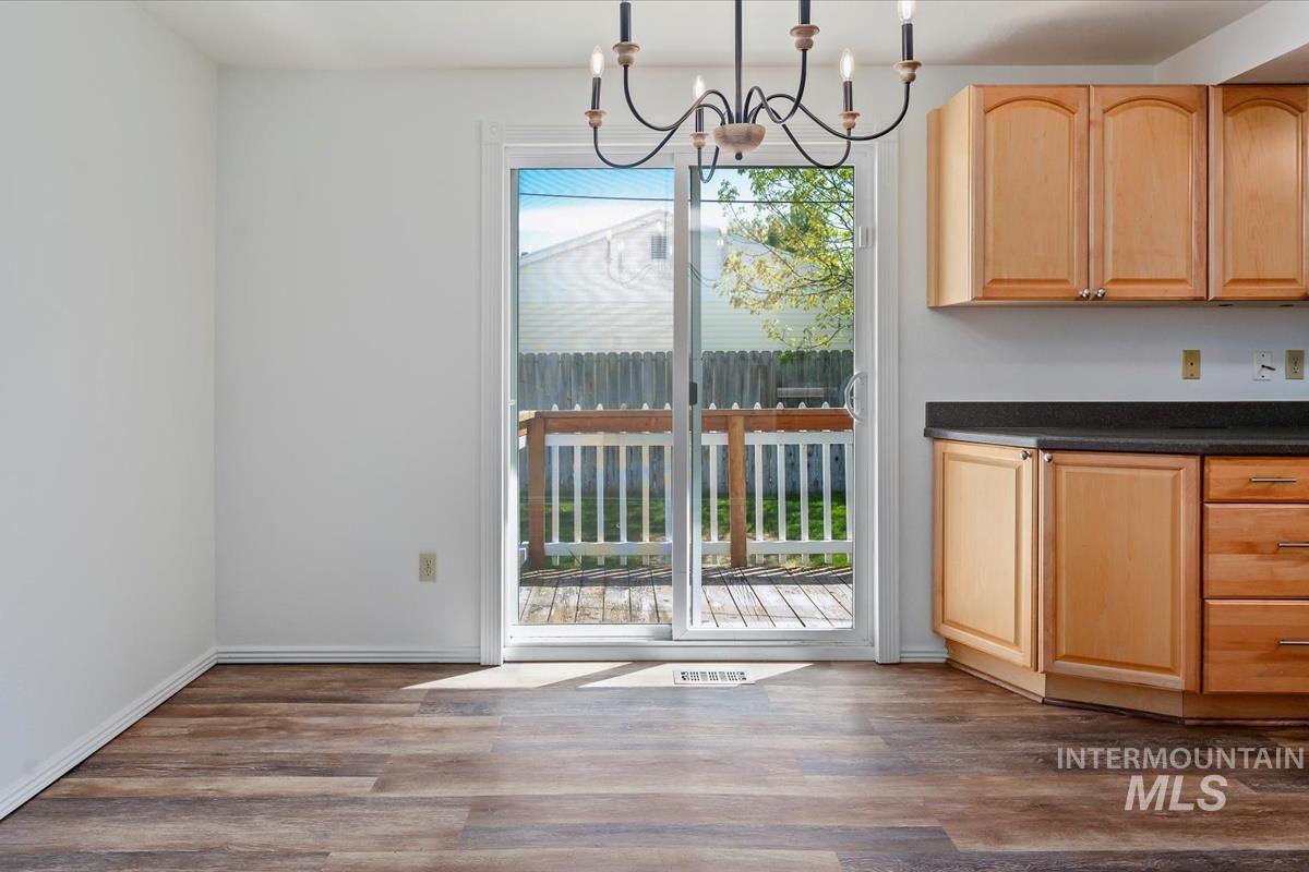 1212 E Ustick Rd, Caldwell, Idaho 83607, 6 Bedrooms, 3 Bathrooms, Residential For Sale, Price $514,900, 98945828