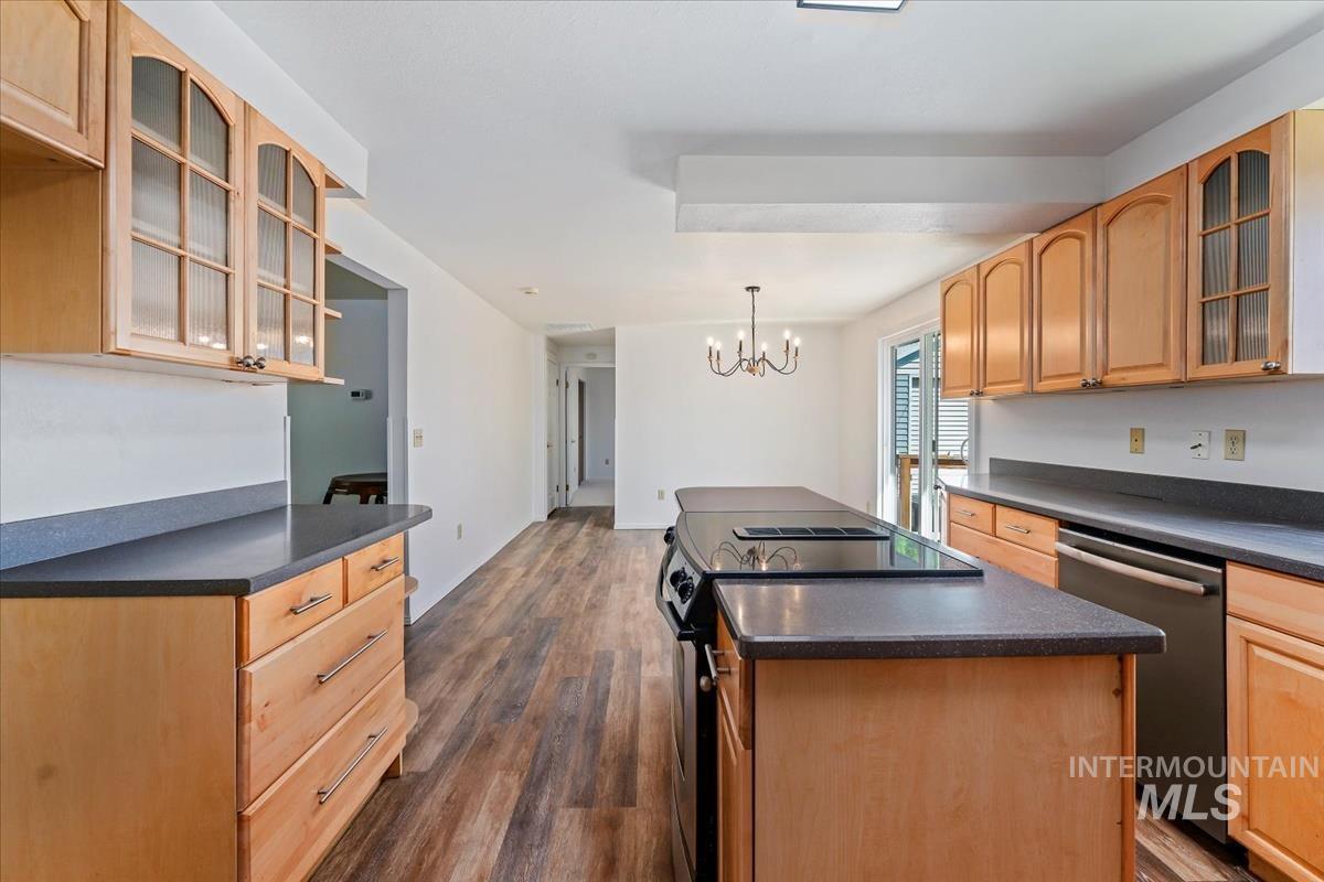 1212 E Ustick Rd, Caldwell, Idaho 83607, 6 Bedrooms, 3 Bathrooms, Residential For Sale, Price $514,900, 98945828