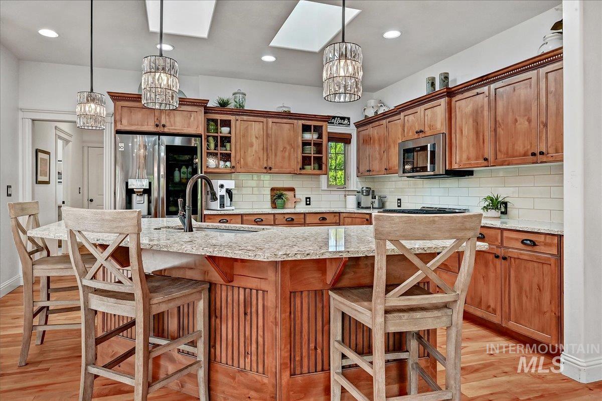 178 Cottonwood Ct, Eagle, Idaho 83616, 3 Bedrooms, 3.5 Bathrooms, Residential For Sale, Price $1,099,900, 98945829