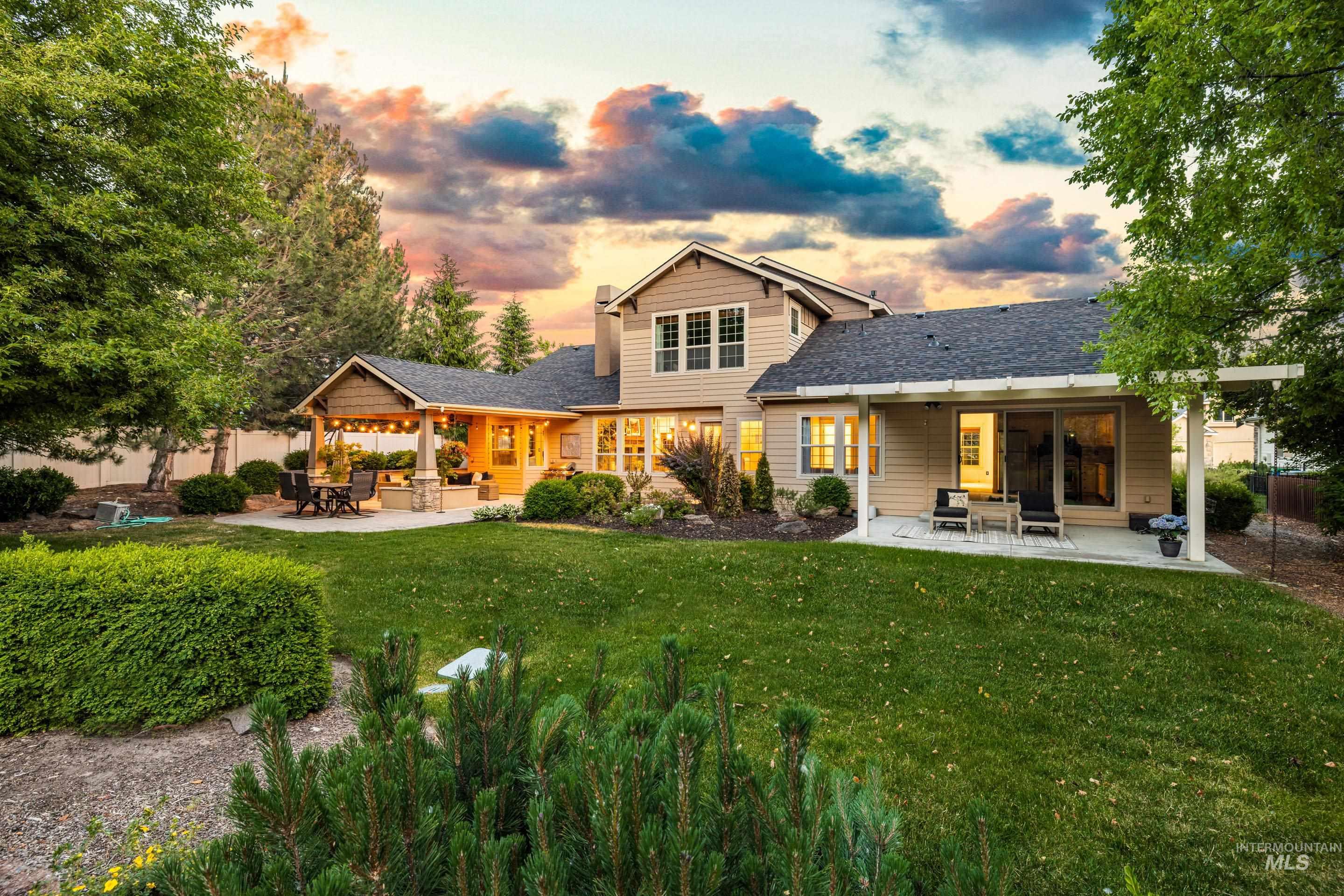 178 Cottonwood Ct, Eagle, Idaho 83616, 3 Bedrooms, 3.5 Bathrooms, Residential For Sale, Price $1,099,900, 98945829