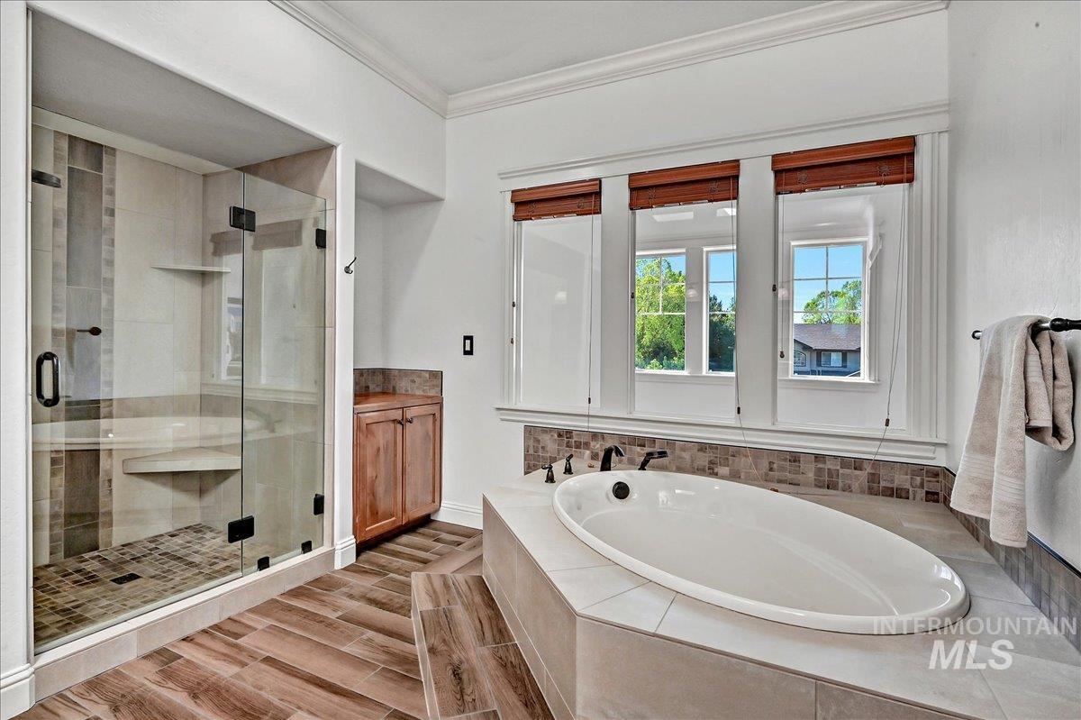 178 Cottonwood Ct, Eagle, Idaho 83616, 3 Bedrooms, 3.5 Bathrooms, Residential For Sale, Price $1,099,900, 98945829