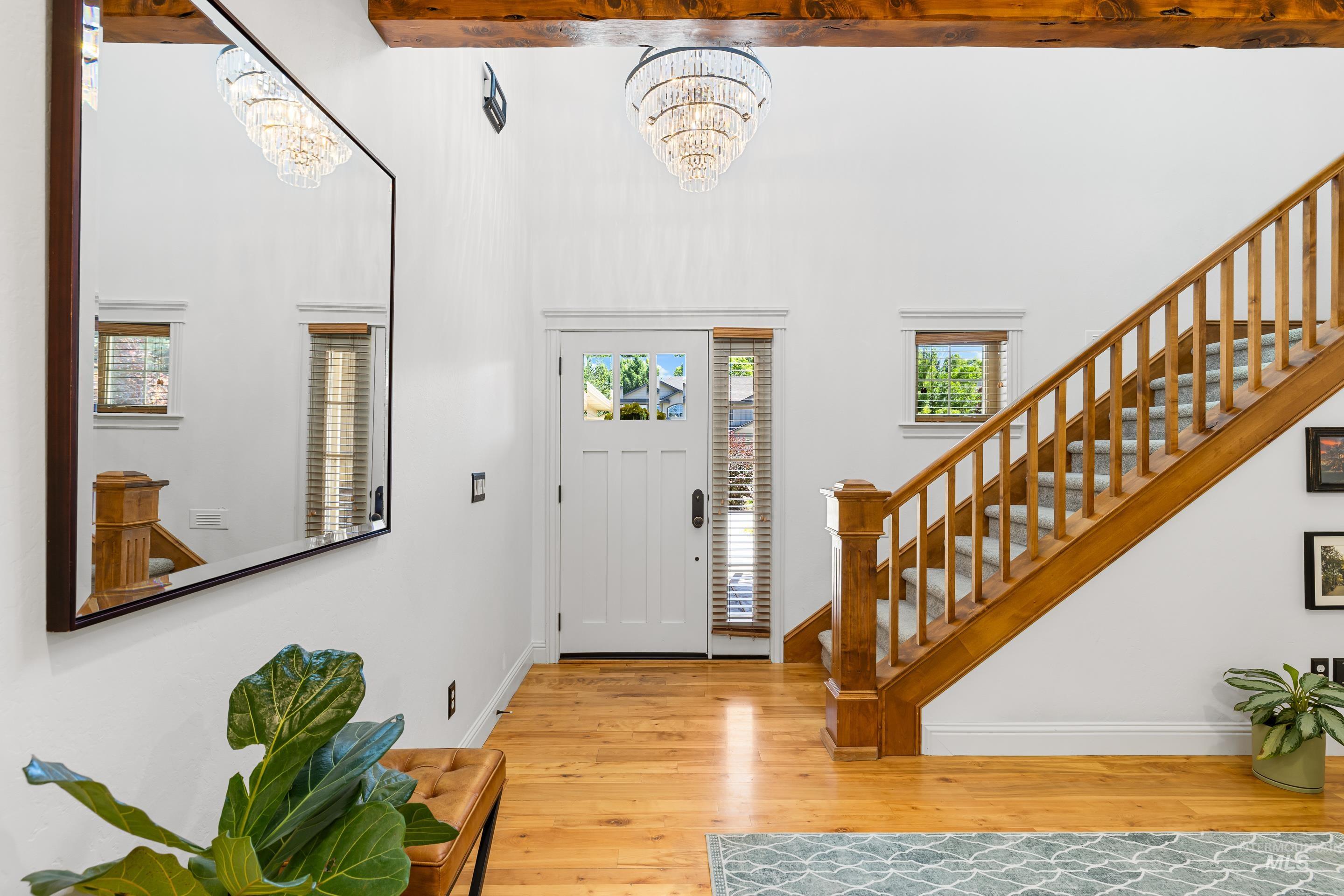 178 Cottonwood Ct, Eagle, Idaho 83616, 3 Bedrooms, 3.5 Bathrooms, Residential For Sale, Price $1,099,900, 98945829