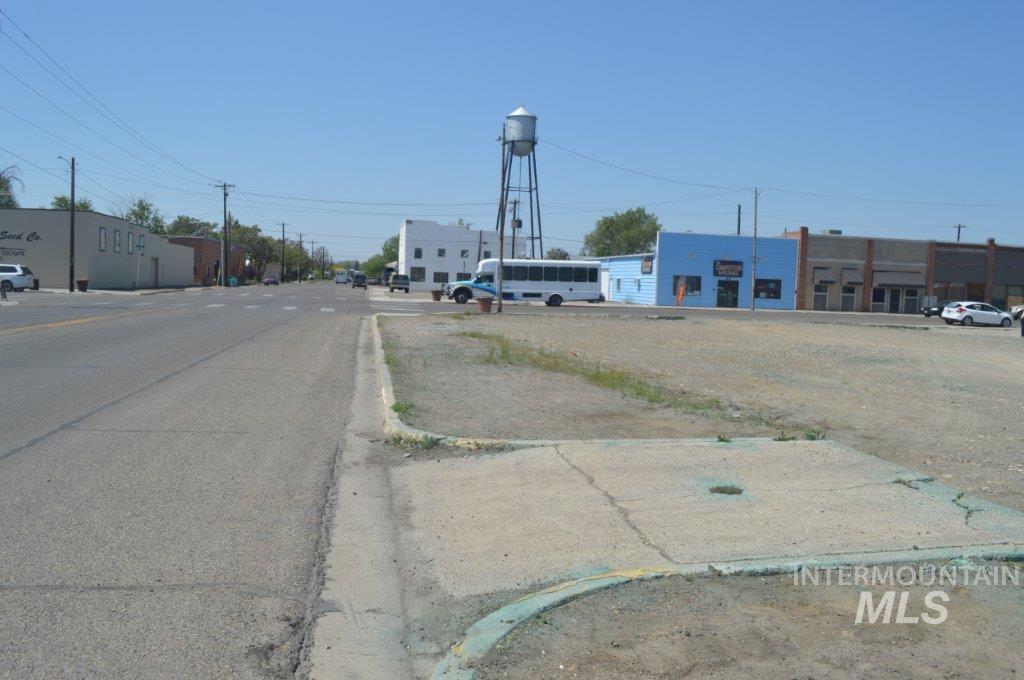 490 S Oregon, Ontario, Oregon 97914, Business/Commercial For Sale, Price $200,000, 98945842